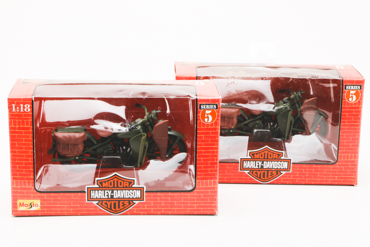 Five 1998 :Harley Davidson Motorcycles Die-Cast Toys With Boxes