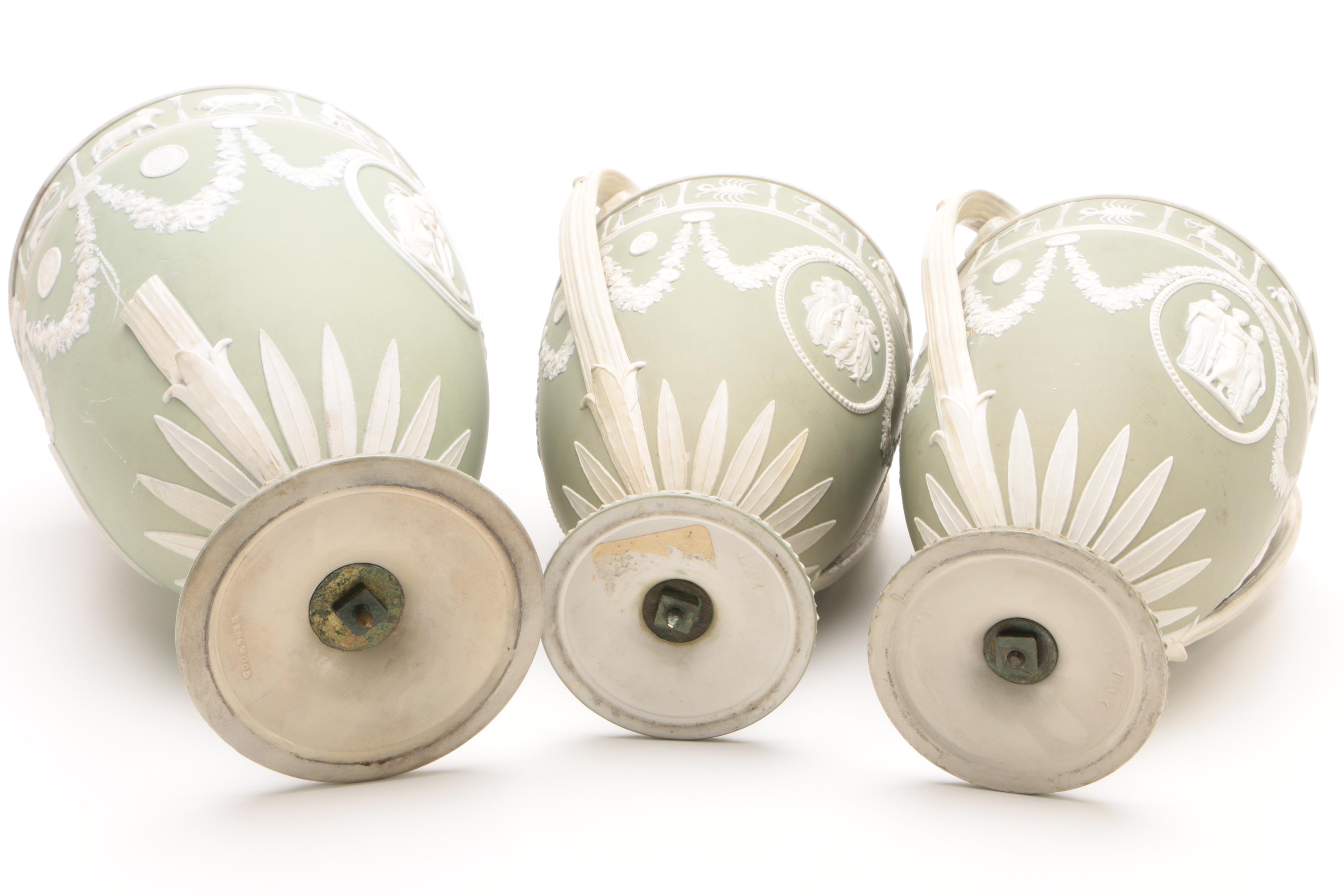 19th Century Wedgwood Jasperware Covered Zodiac Urns with an Egg Trinket Box