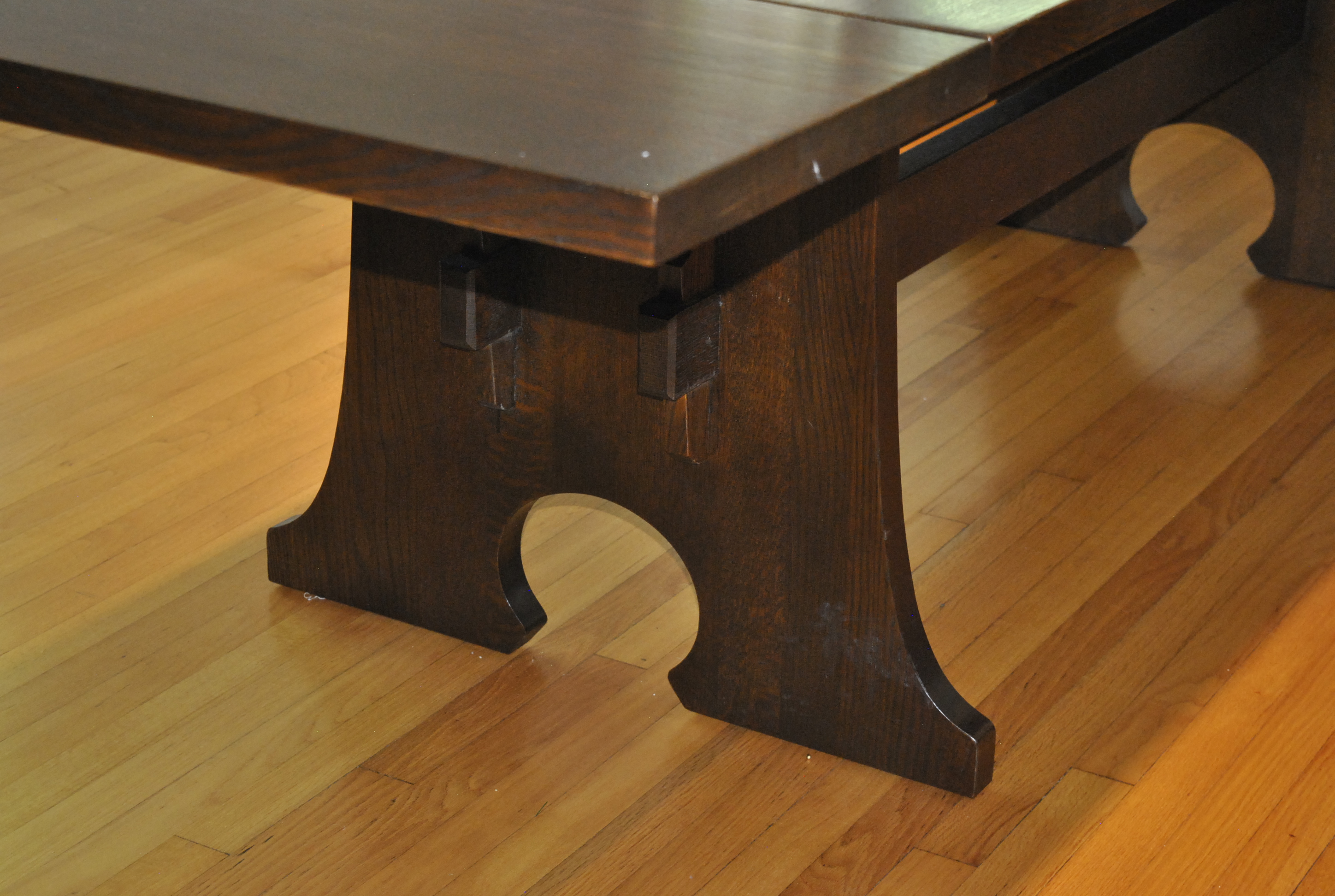 Stickley "Mission" "Keyhole Trestle Table" Oak Dining Table