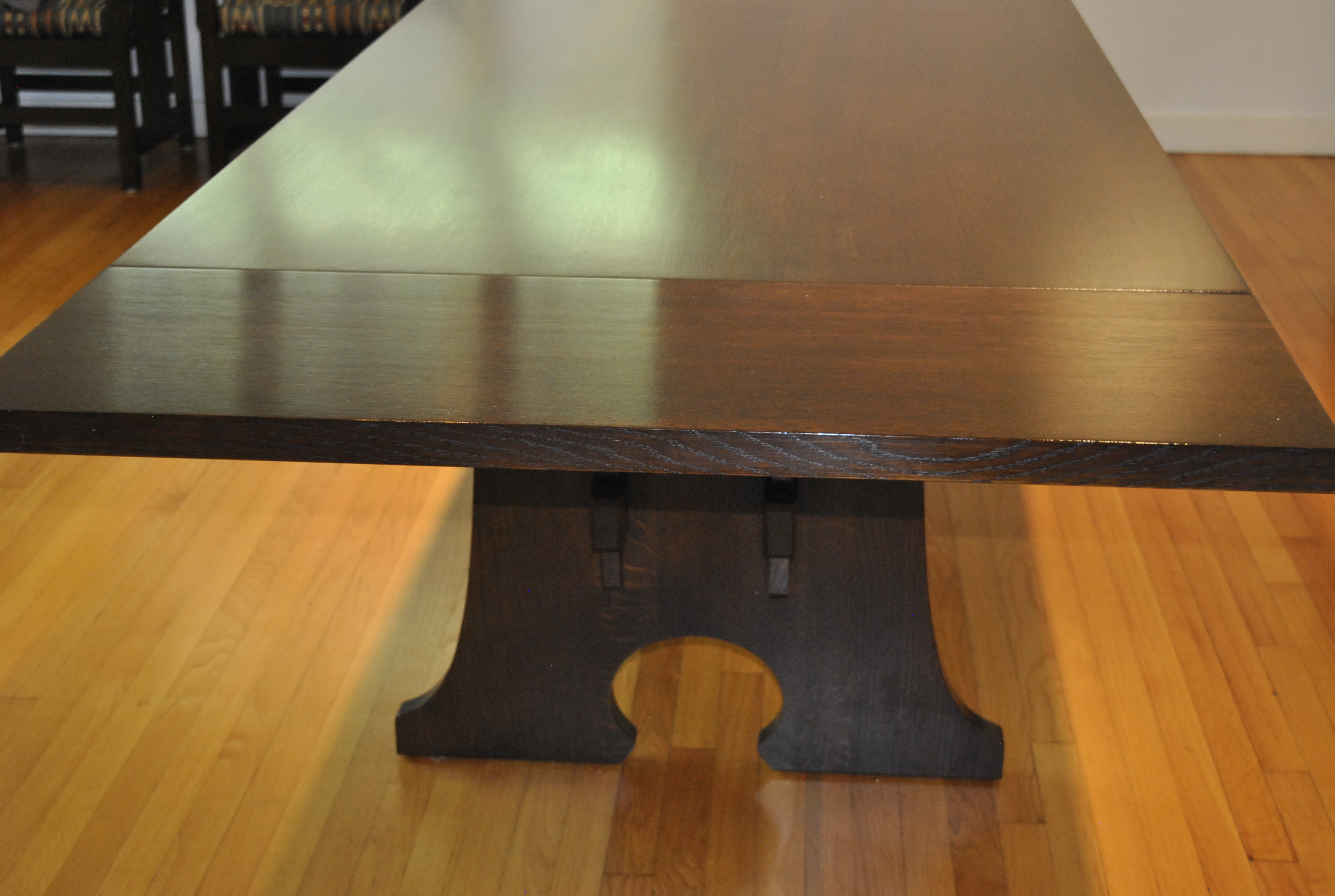 Stickley "Mission" "Keyhole Trestle Table" Oak Dining Table