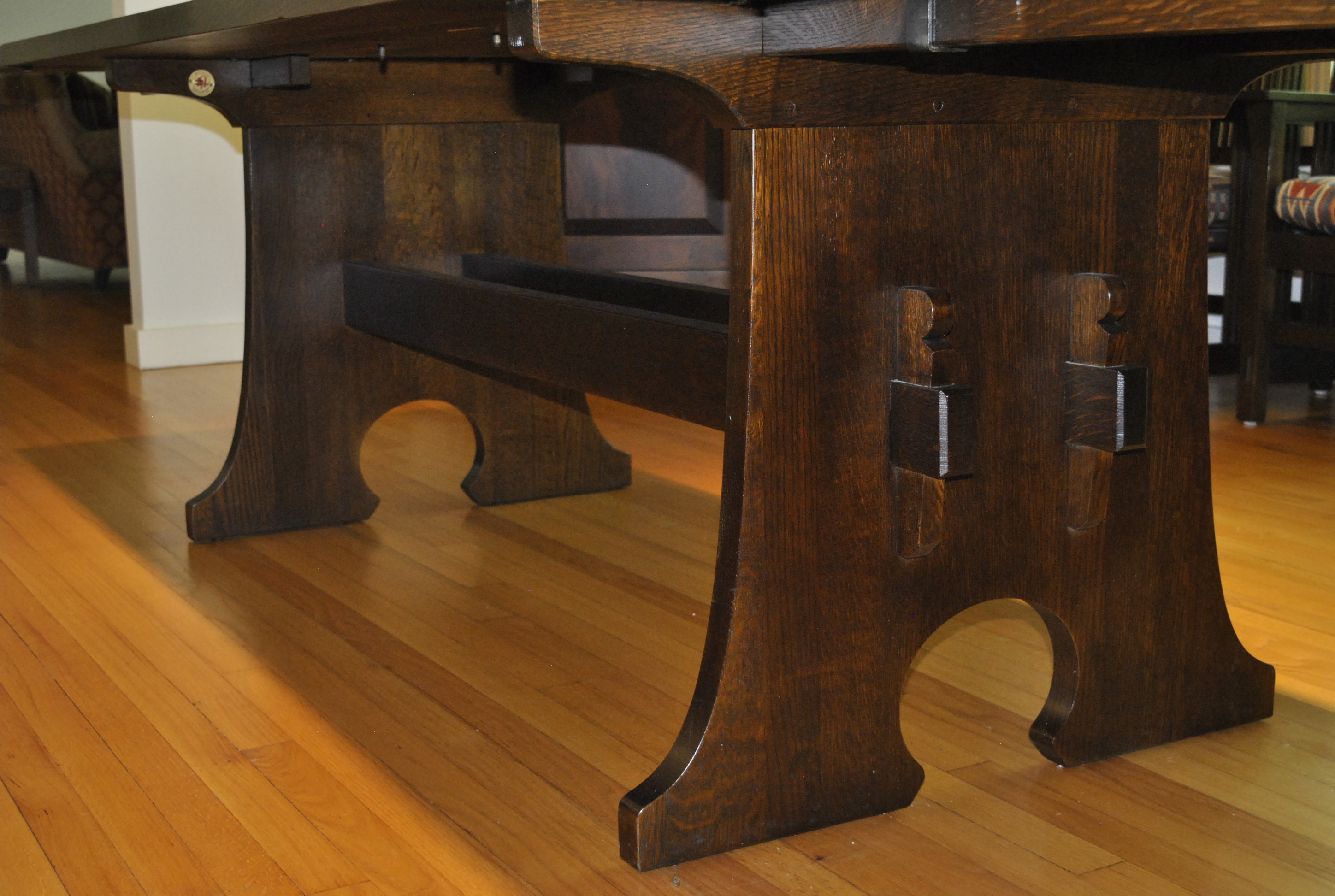 Stickley "Mission" "Keyhole Trestle Table" Oak Dining Table