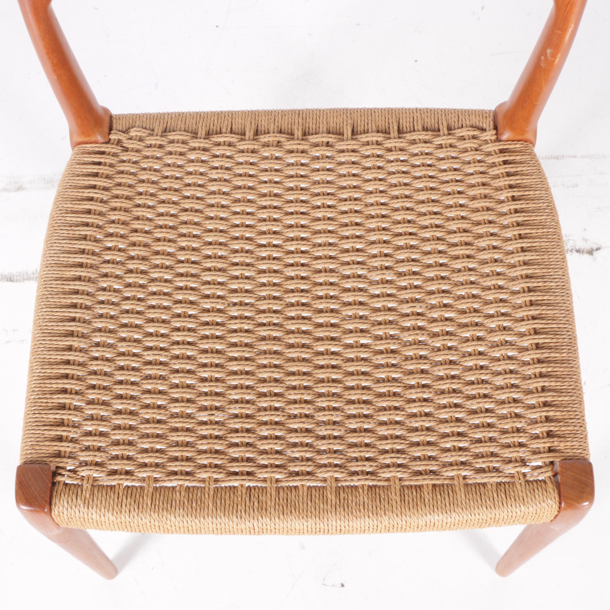 Danish Modern Style Teak Side Chair with Woven Seat