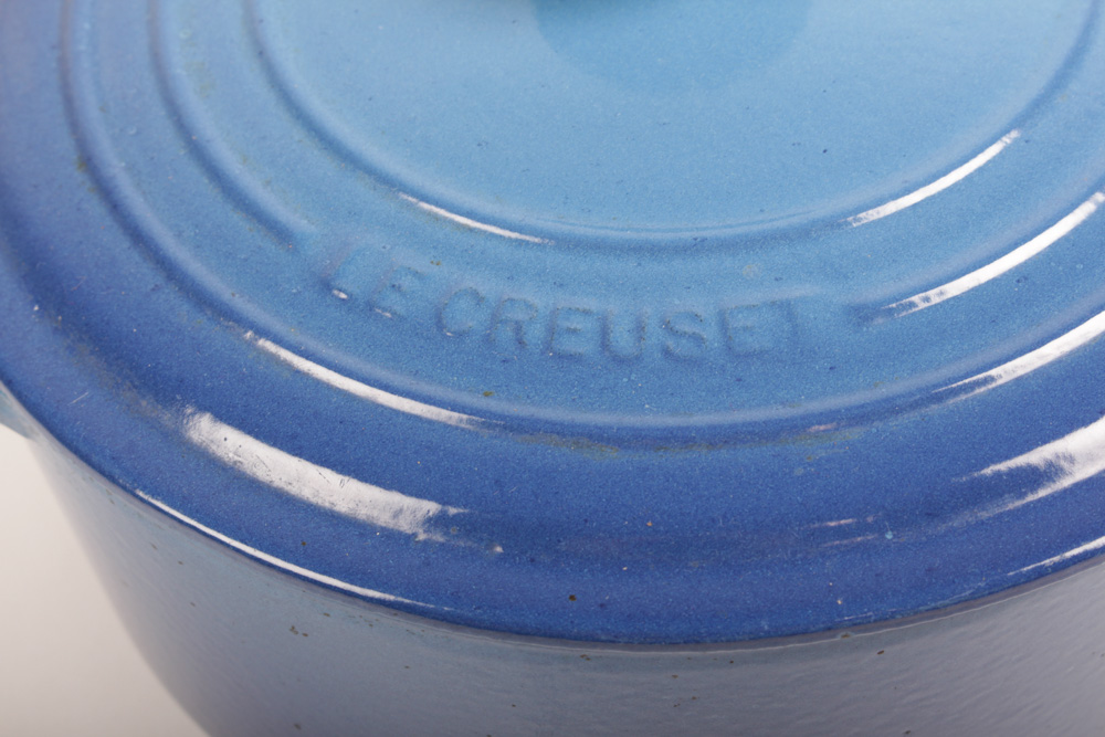 Le Creuset Signature Round 5.5 Quart Dutch Oven