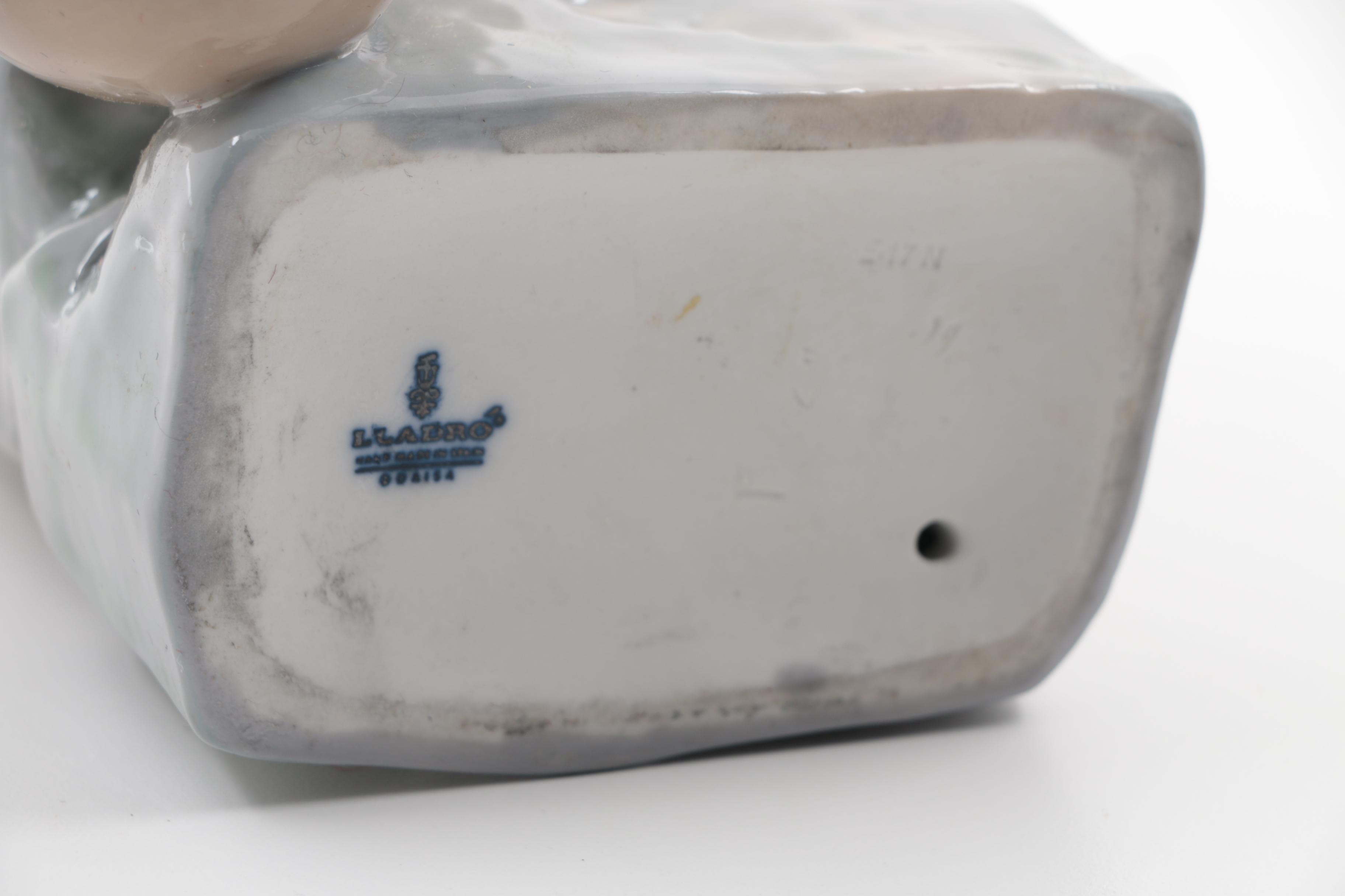 Lladro Harlequin With Mandolin Porcelain Figurine