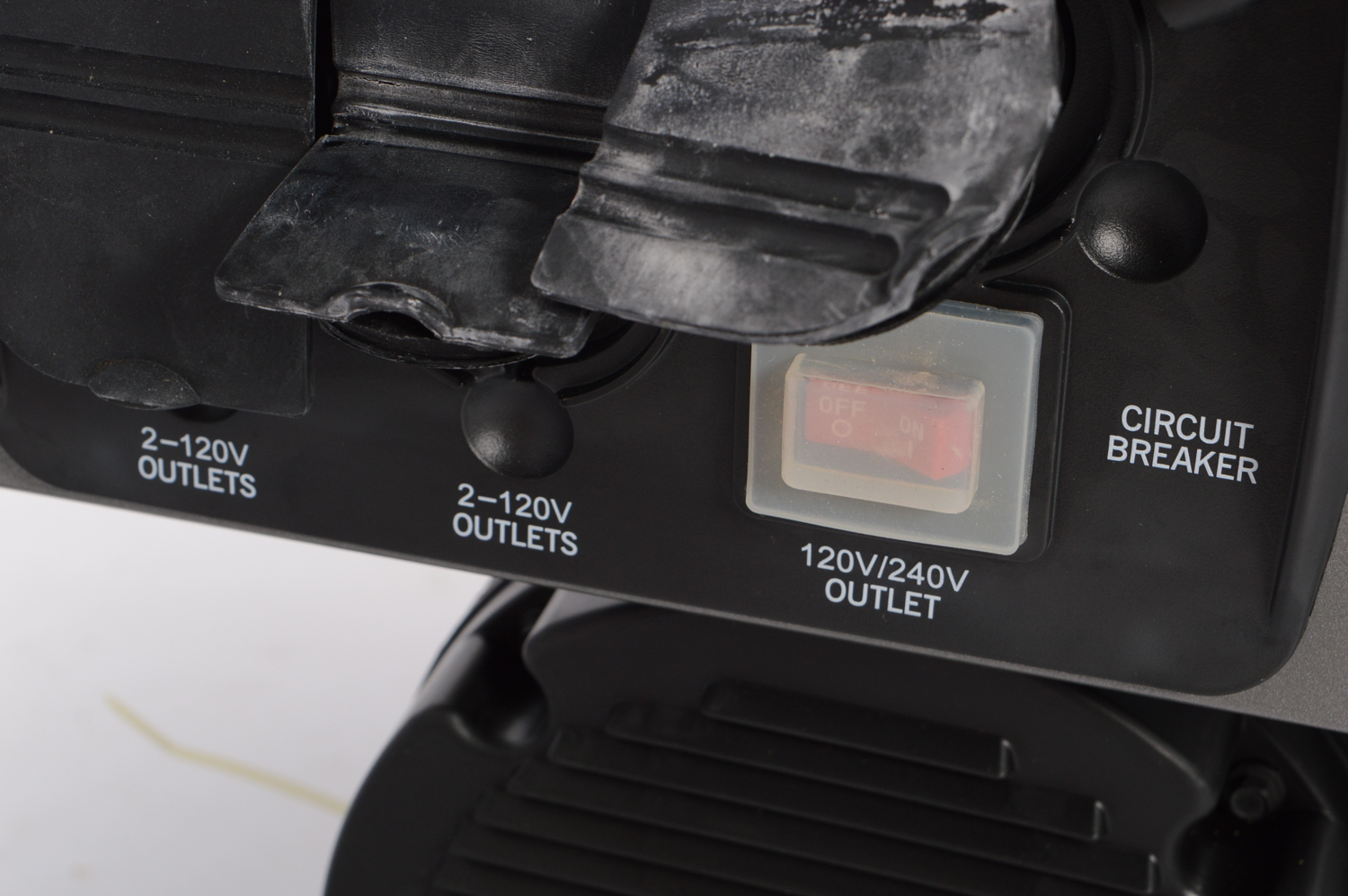 Briggs & Stratton Storm Responder 5500 Watt Generator