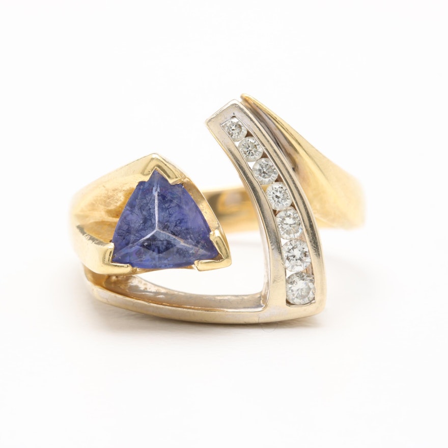 18K Yellow Gold Tanzanite and Diamond Ring