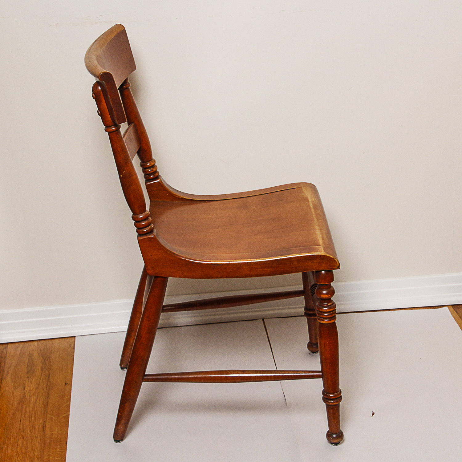 Six "Golden Beryl" Maple Dining Chairs by Willett