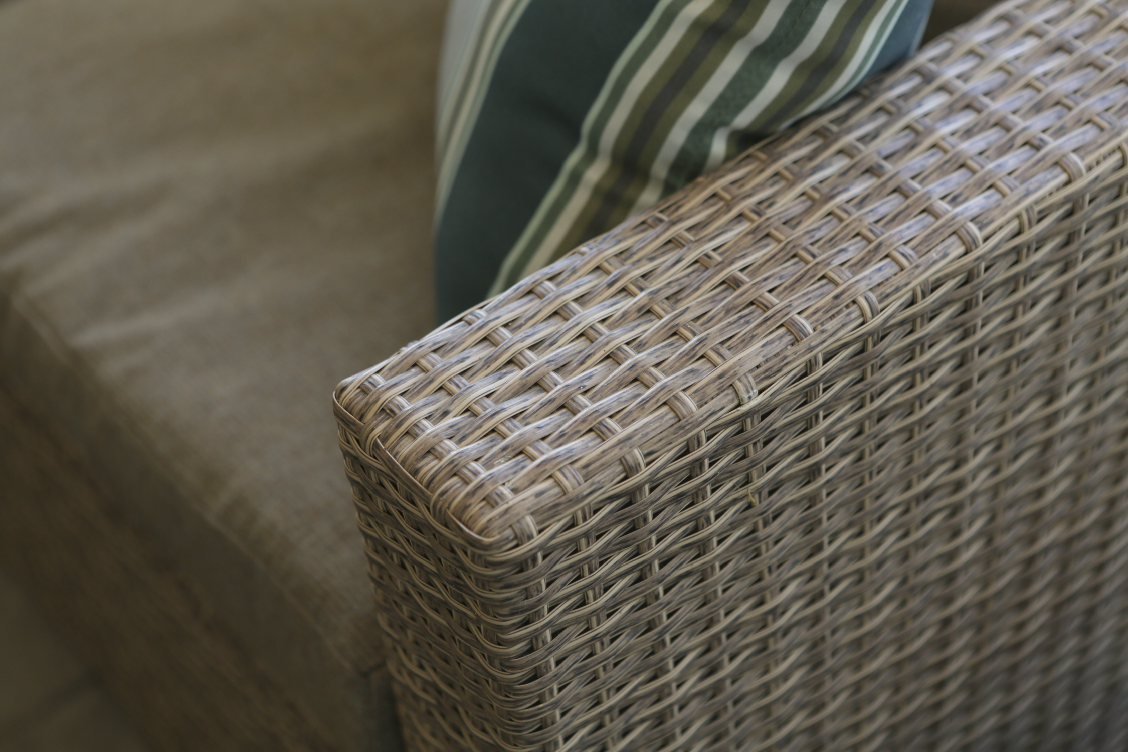 Synthetic Wicker Patio Sofa with Cushions