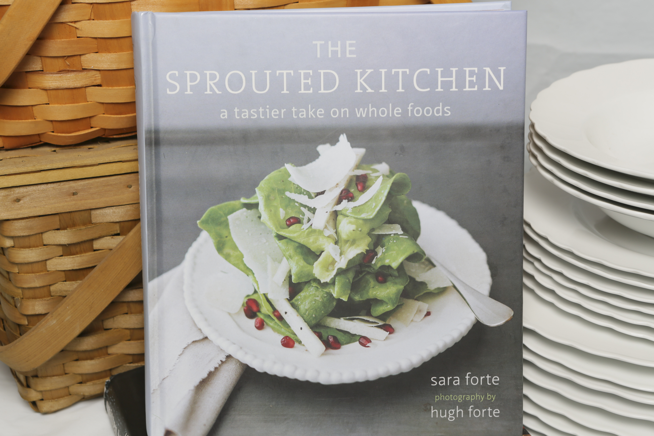 Picnic Baskets with Francois et Mimi Dinnerware and Cookbooks