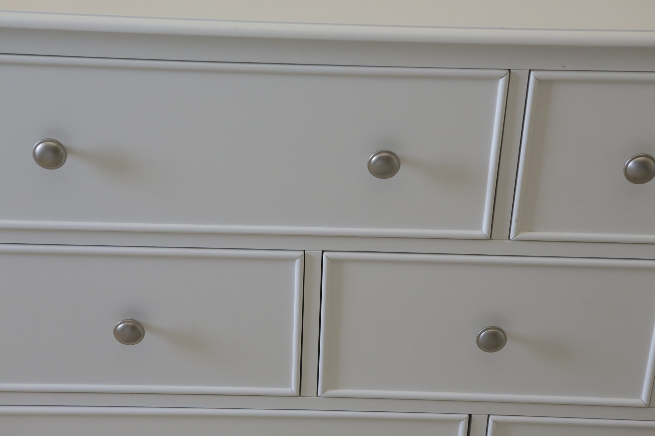 Contemporary White Finished Chest of Drawers by Coaster