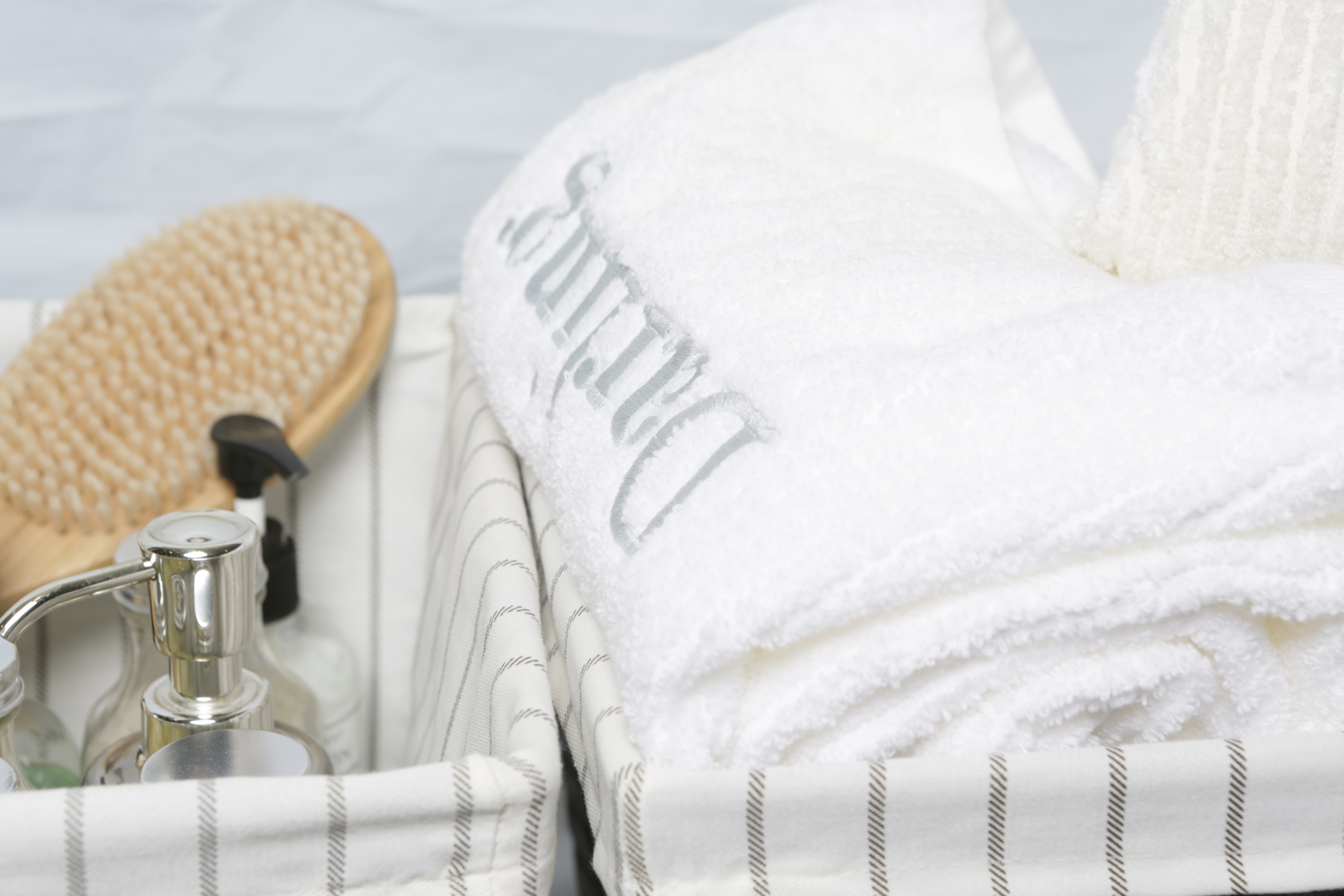 Contemporary Bathroom Accessories