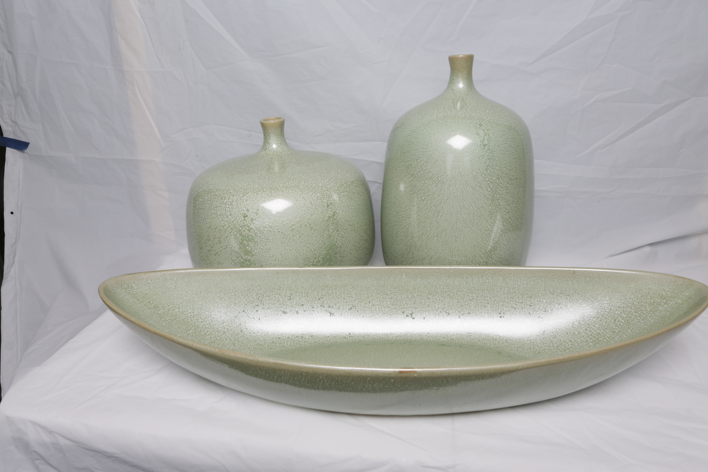 Decoartive Ceramic Vases and Console Bowl