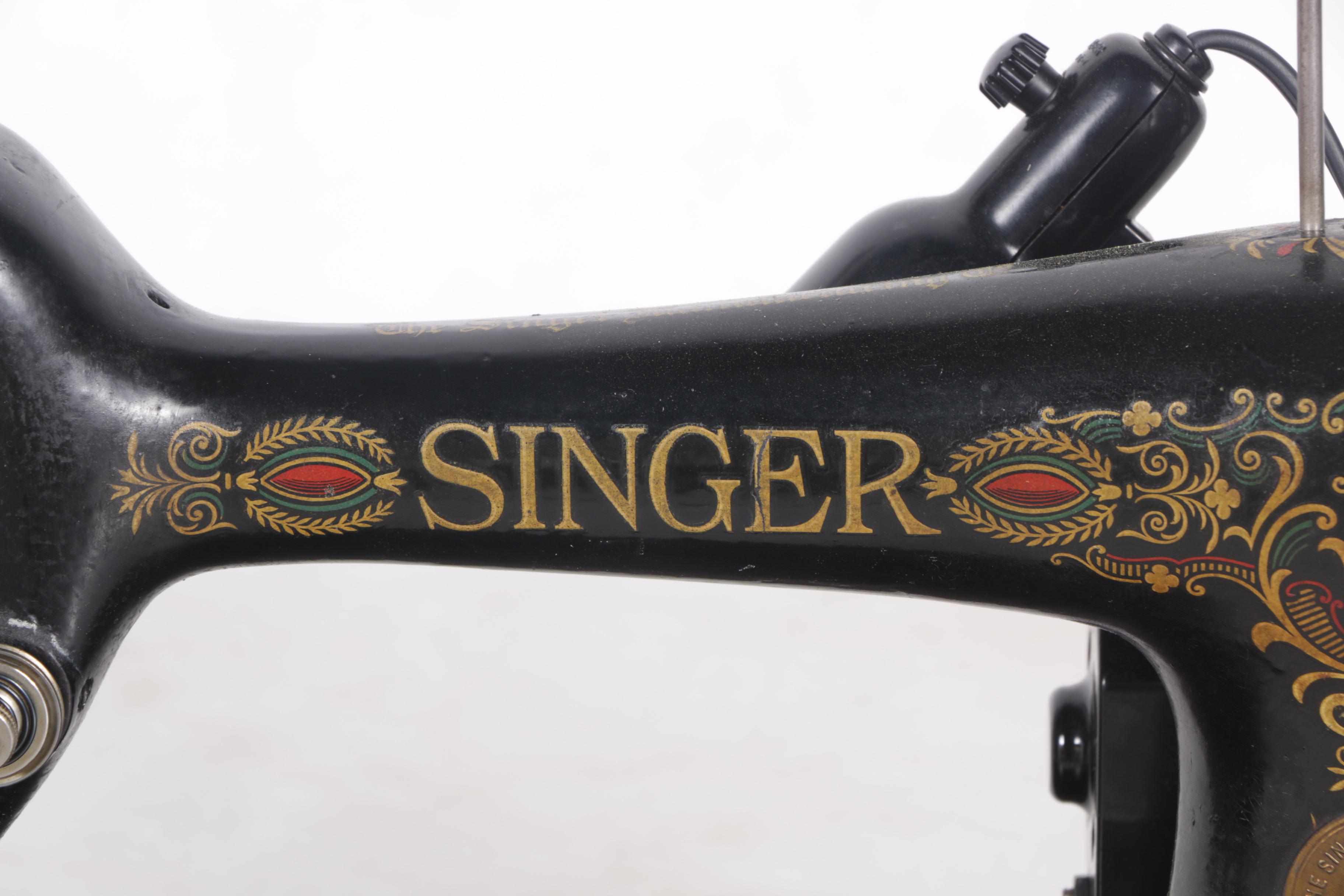 Singer G Series 1920s Sewing Machine with Case and Attachments