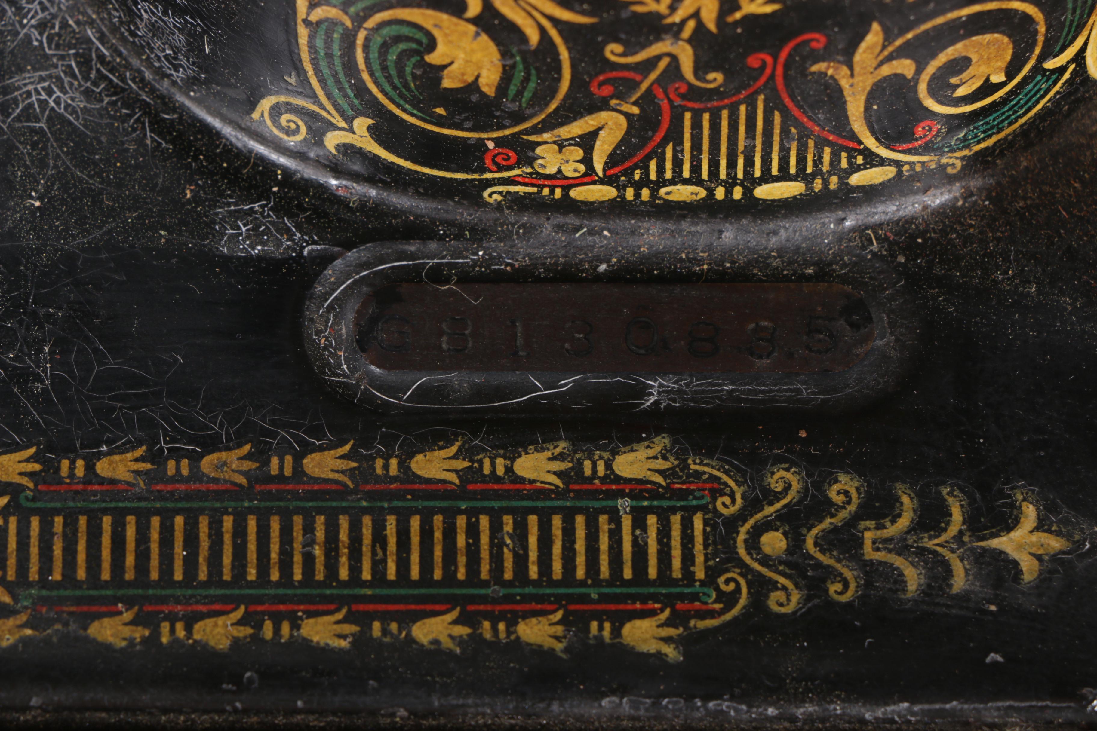 Singer G Series 1920s Sewing Machine with Case and Attachments