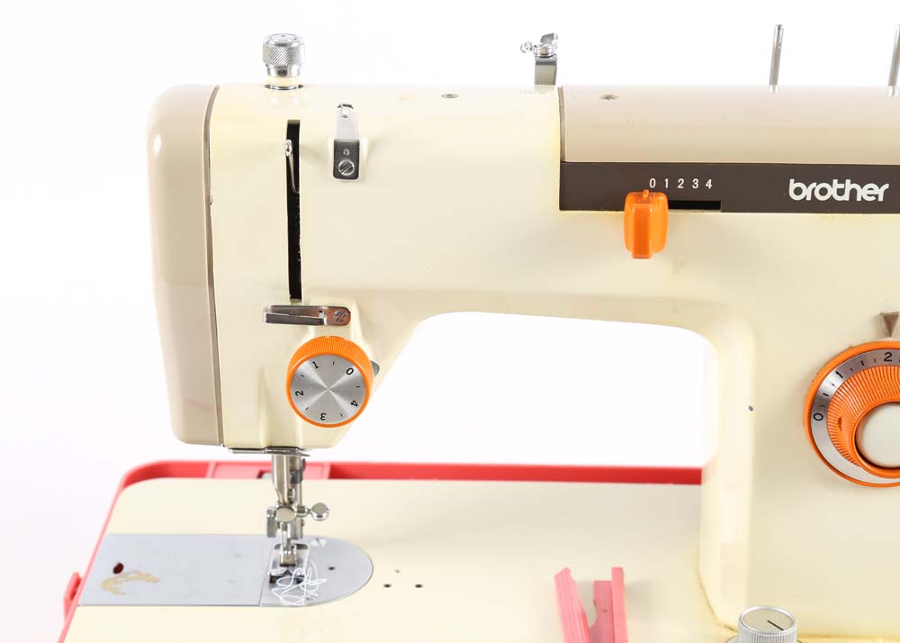 Vintage Brother Charger 661 Sewing Machine