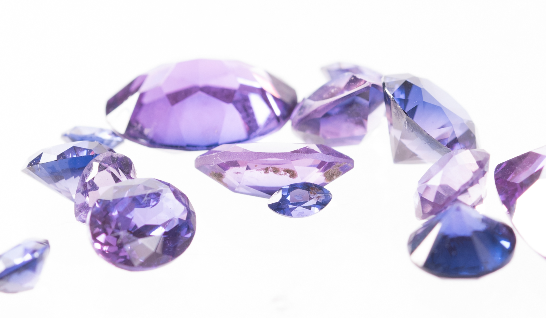 Loose 27.55 CTW Synthetic Sapphire Gemstone Assortment