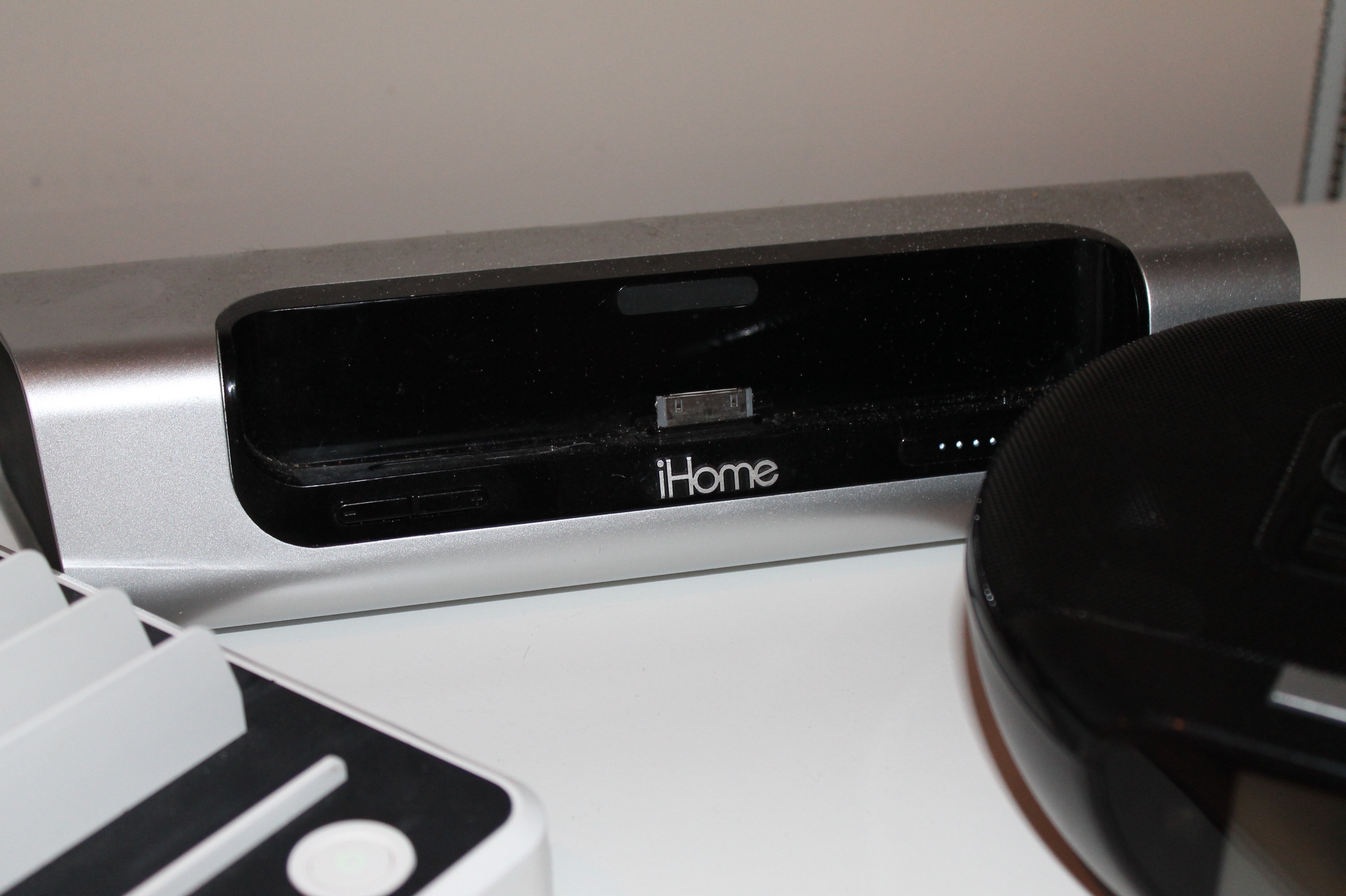 Docking Station, Alarm Clock and iHome Speaker