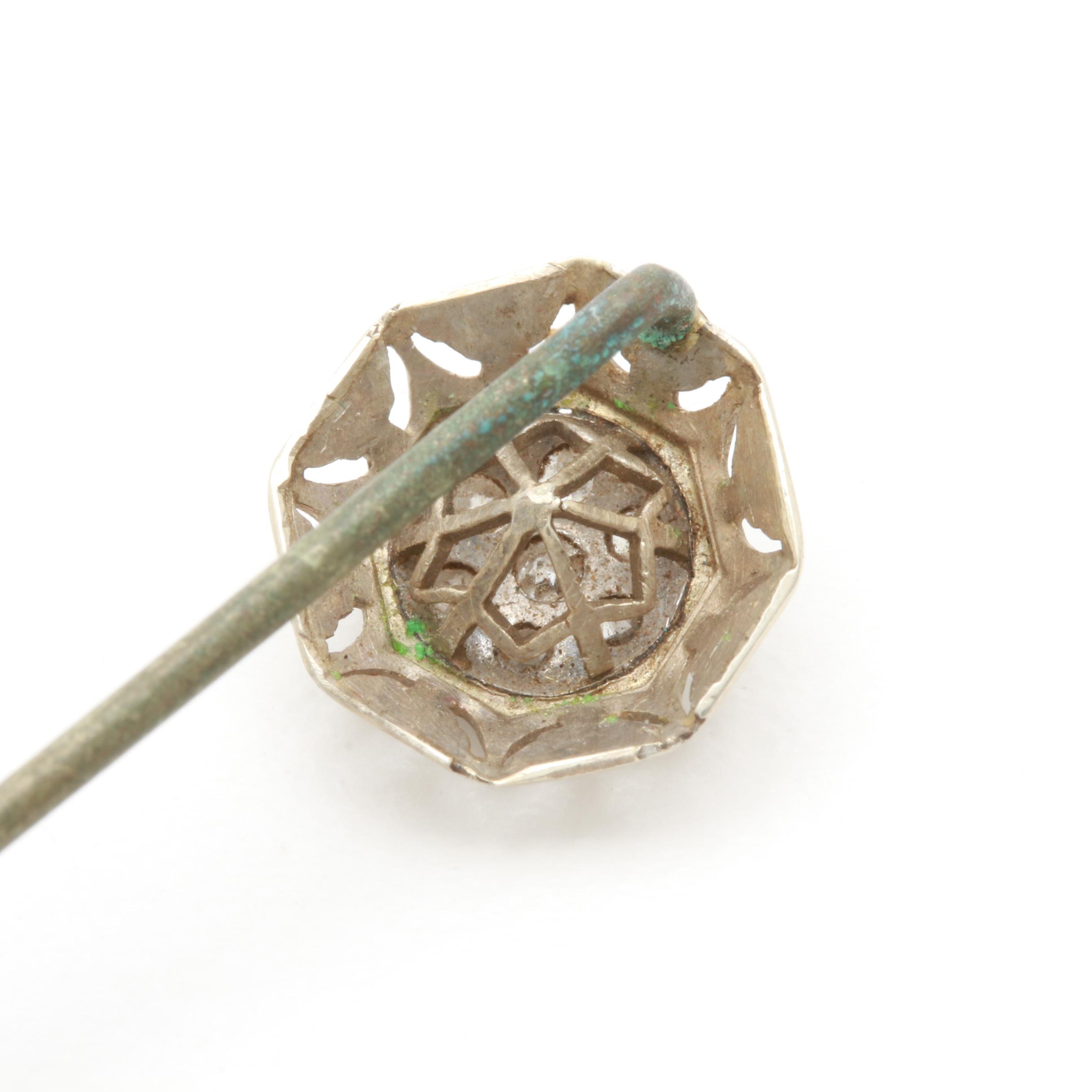 18K Yellow Gold Diamond Pin