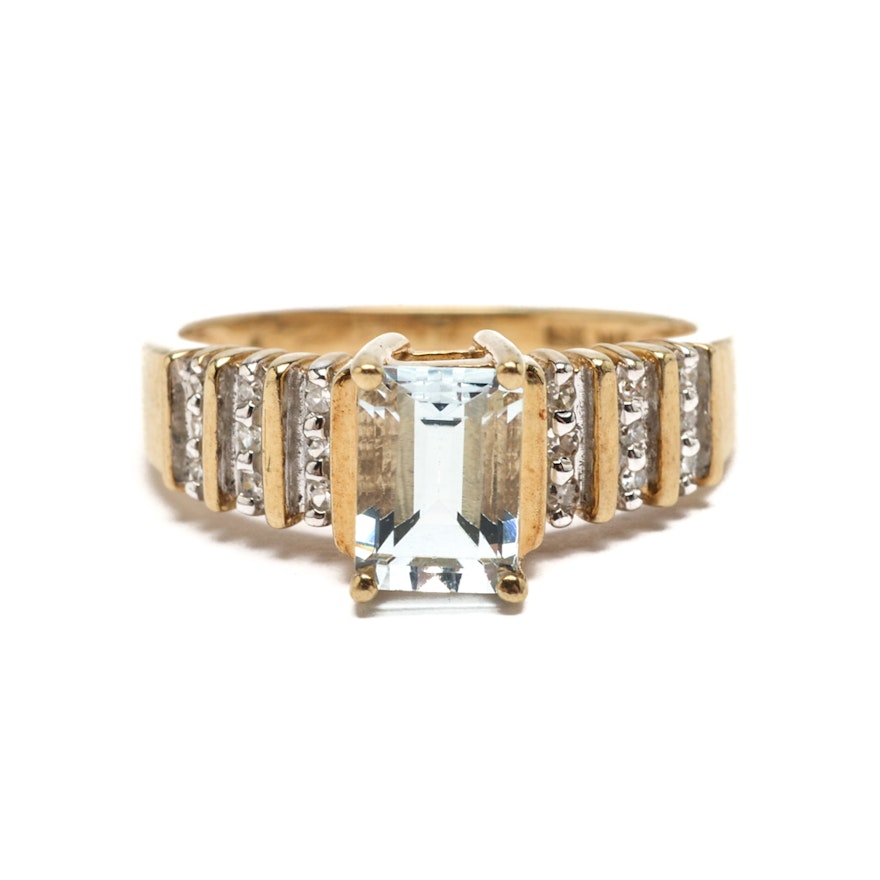 10K Yellow Gold Aquamarine and Diamond Ring