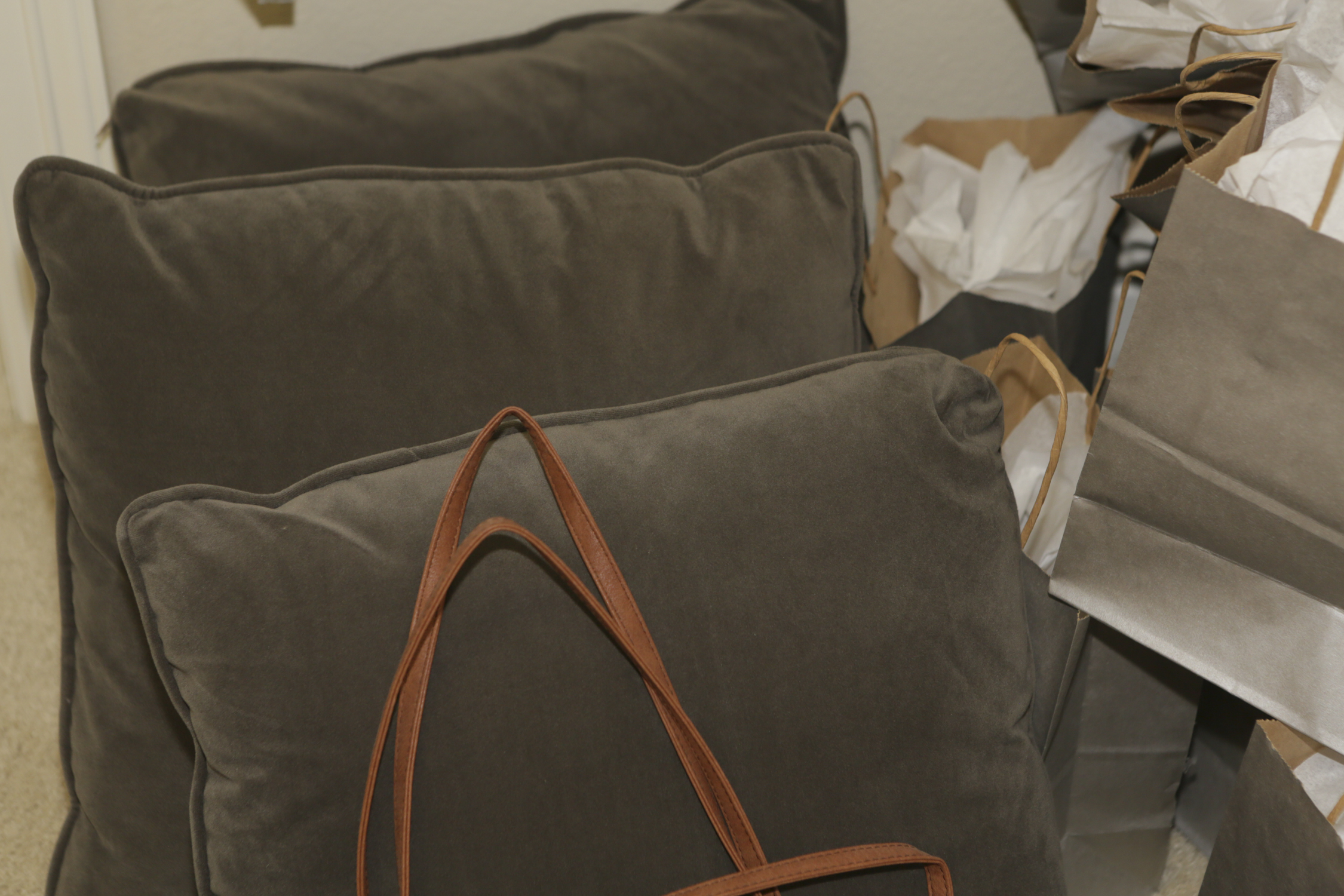 Men's Shirt, Bathrobe, Handbags, and Closet Decor