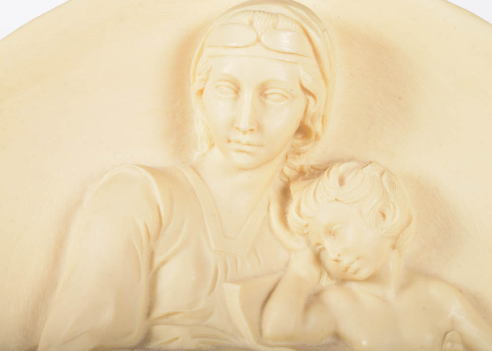 Handmade Bradford Exchange Italian Alabaster "Living Madonna" Collector Plates