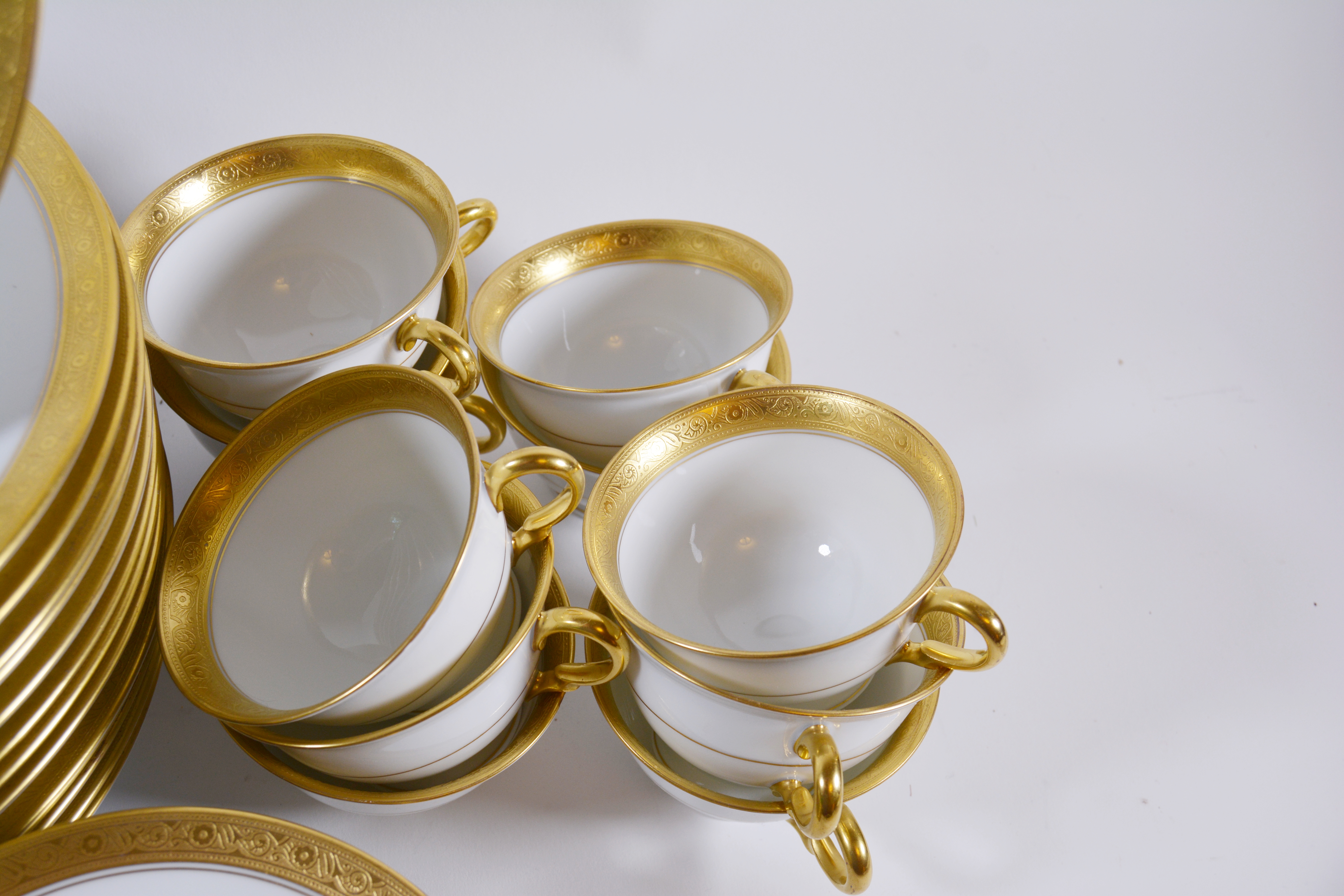 Pickard and Wheeling China Gilt Encrusted Dinnerware Collection
