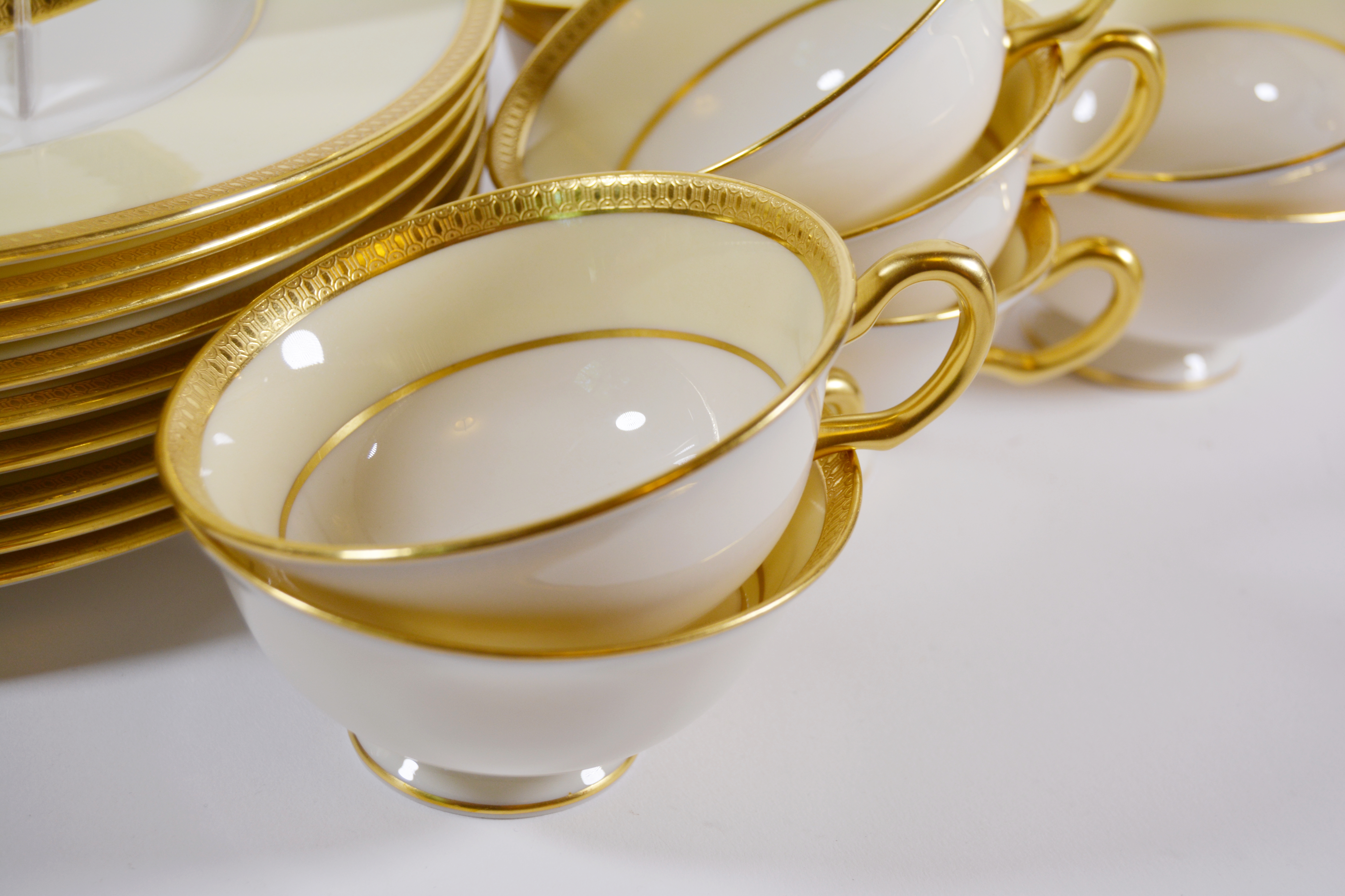 Lenox "Springfield" and "Renaissance" China Dinnerware Collection
