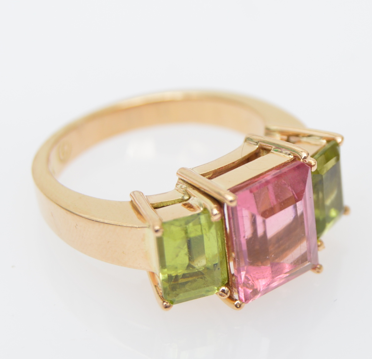 18K Yellow Gold Peridot Pink Tormaline Ring