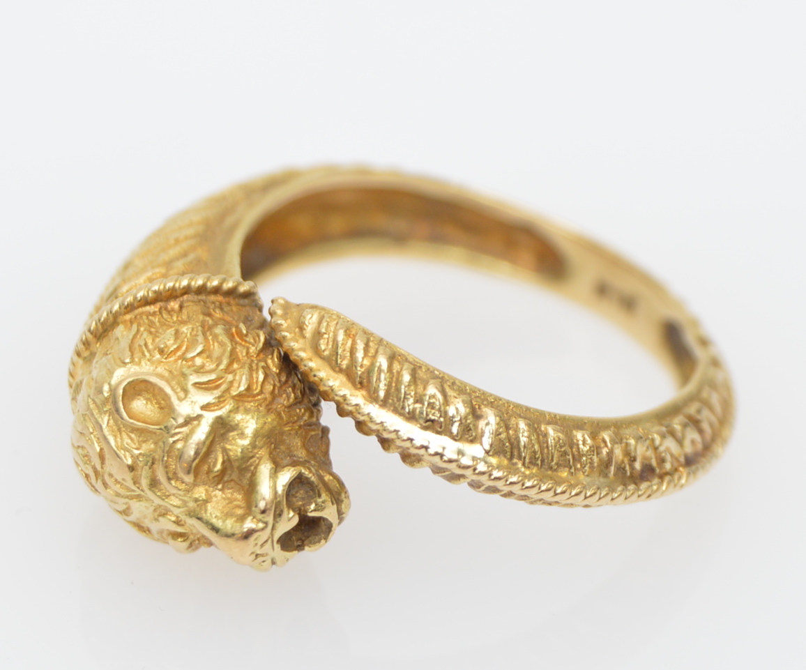 18K Yellow Gold Lion Head Serpent Ring