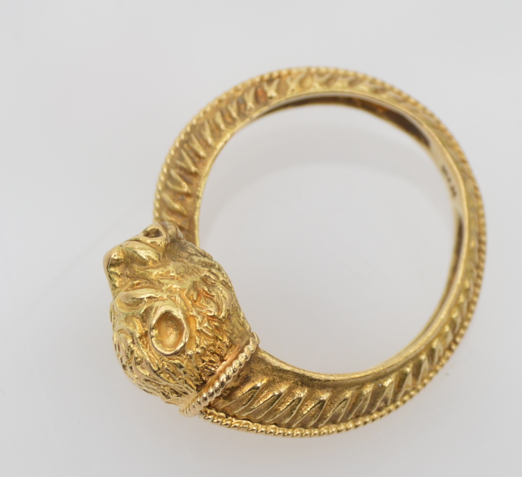 18K Yellow Gold Lion Head Serpent Ring