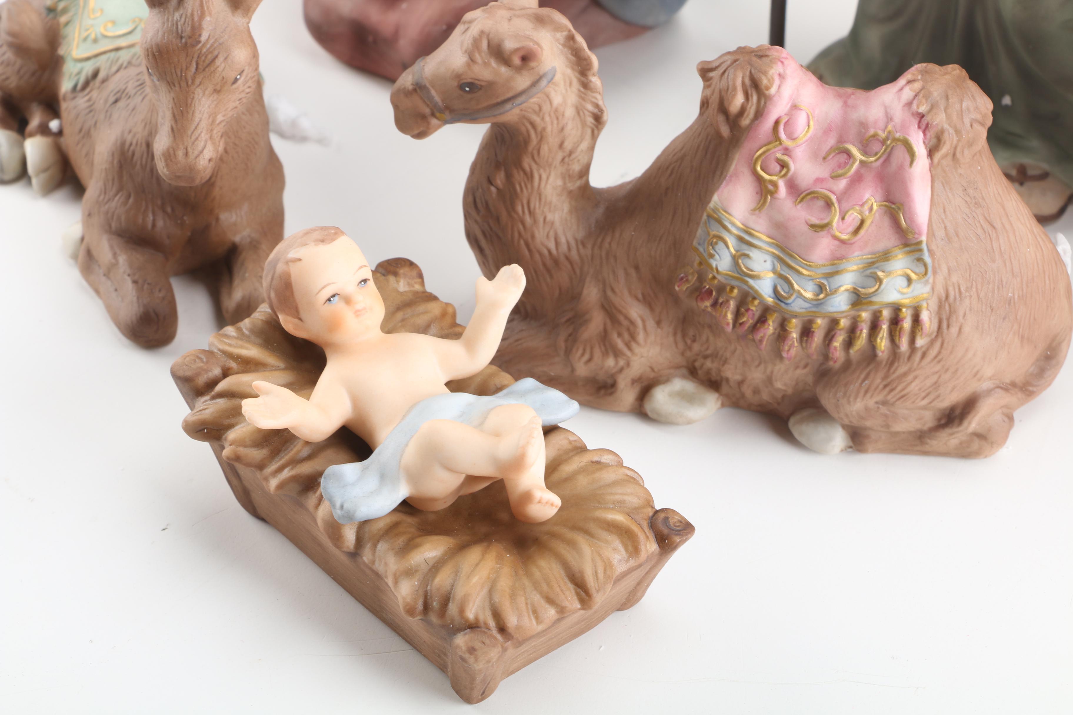 2005 Royal Doulton Porcelain "Classic Nativity" Set