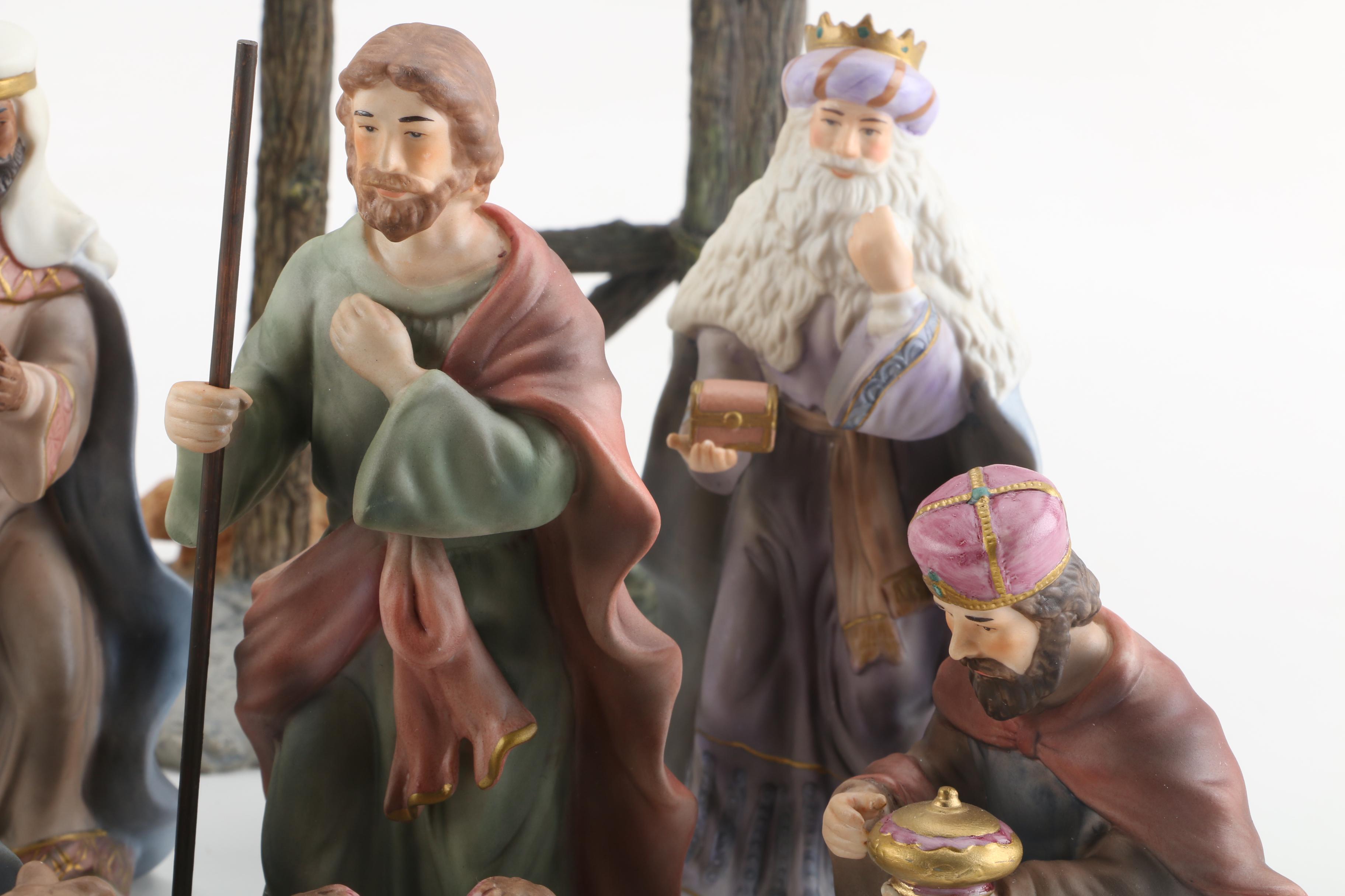 2005 Royal Doulton Porcelain "Classic Nativity" Set