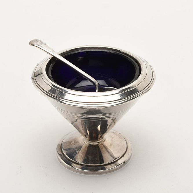 Early Twentieth Century Sterling Condiment Set from Harrods, London
