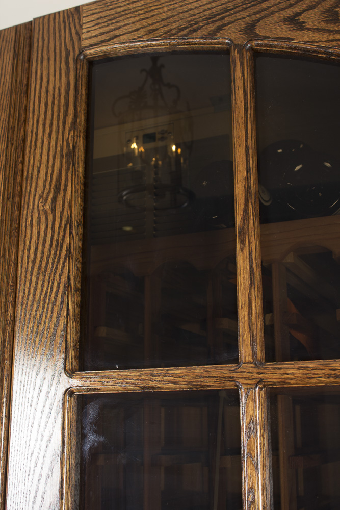 Oak Refrigerated Wine Cooler Cabinet