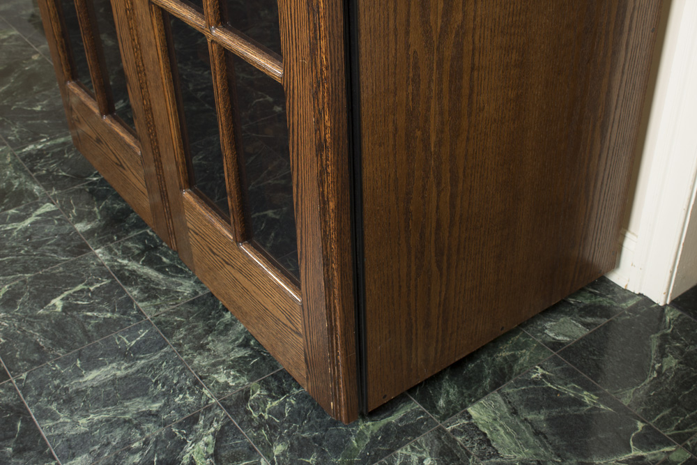 Oak Refrigerated Wine Cooler Cabinet