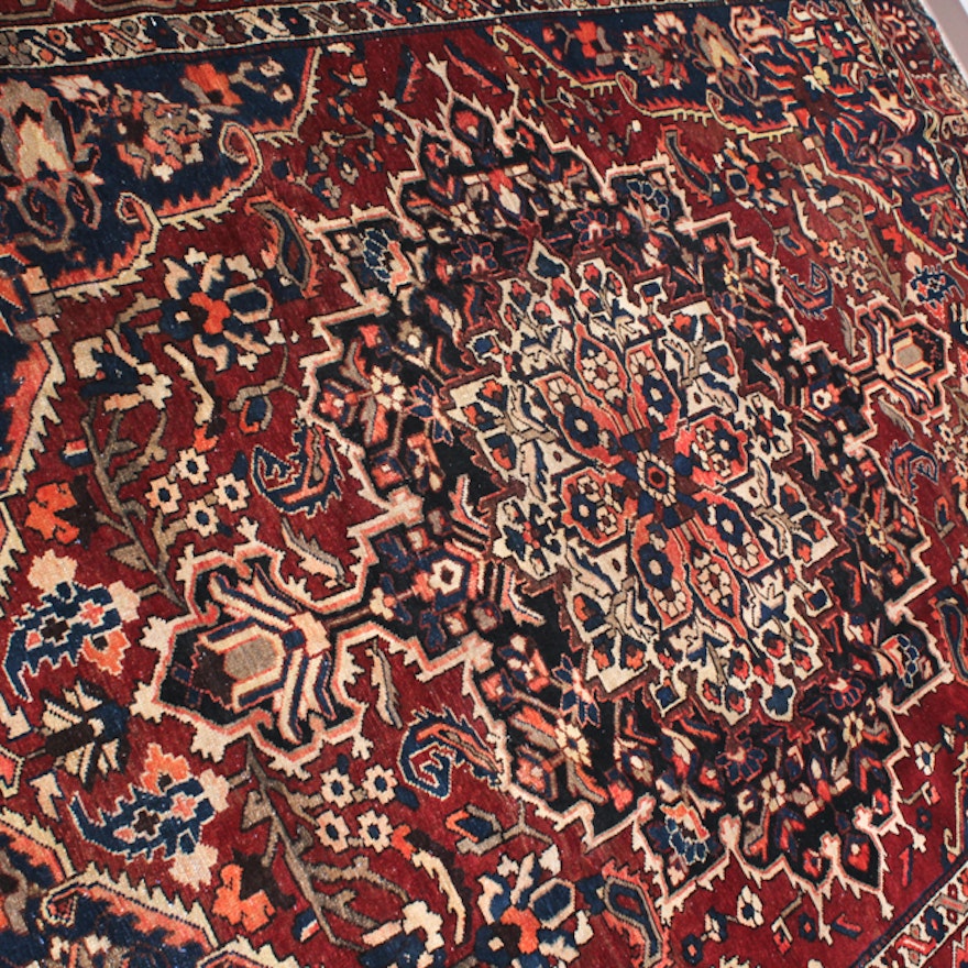 9'6 x 12'5 Vintage Hand-Knotted Perisan Heriz Serapi Rug