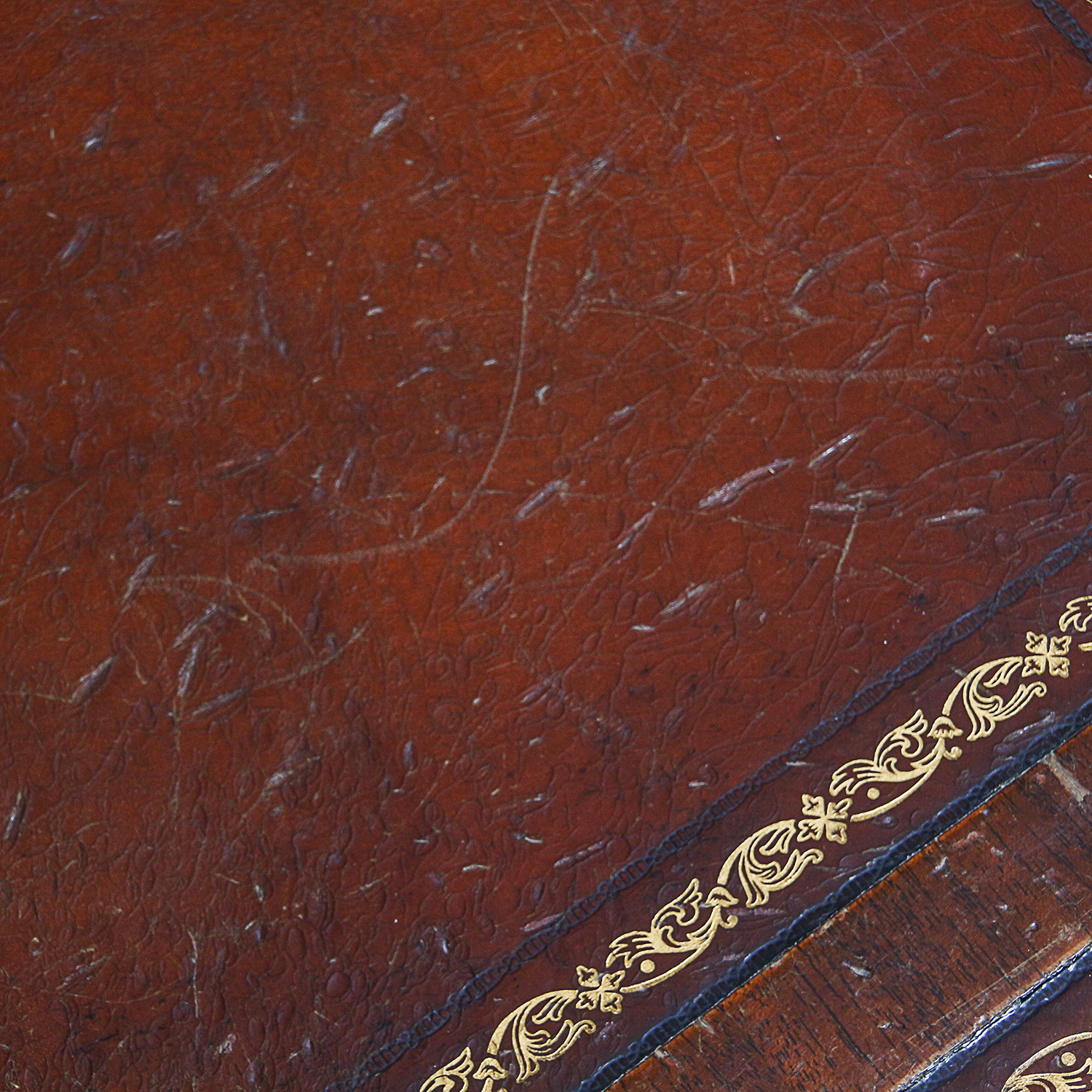 Vintage Duncan Phyfe Style Oval Coffee Table with Leather Inlay