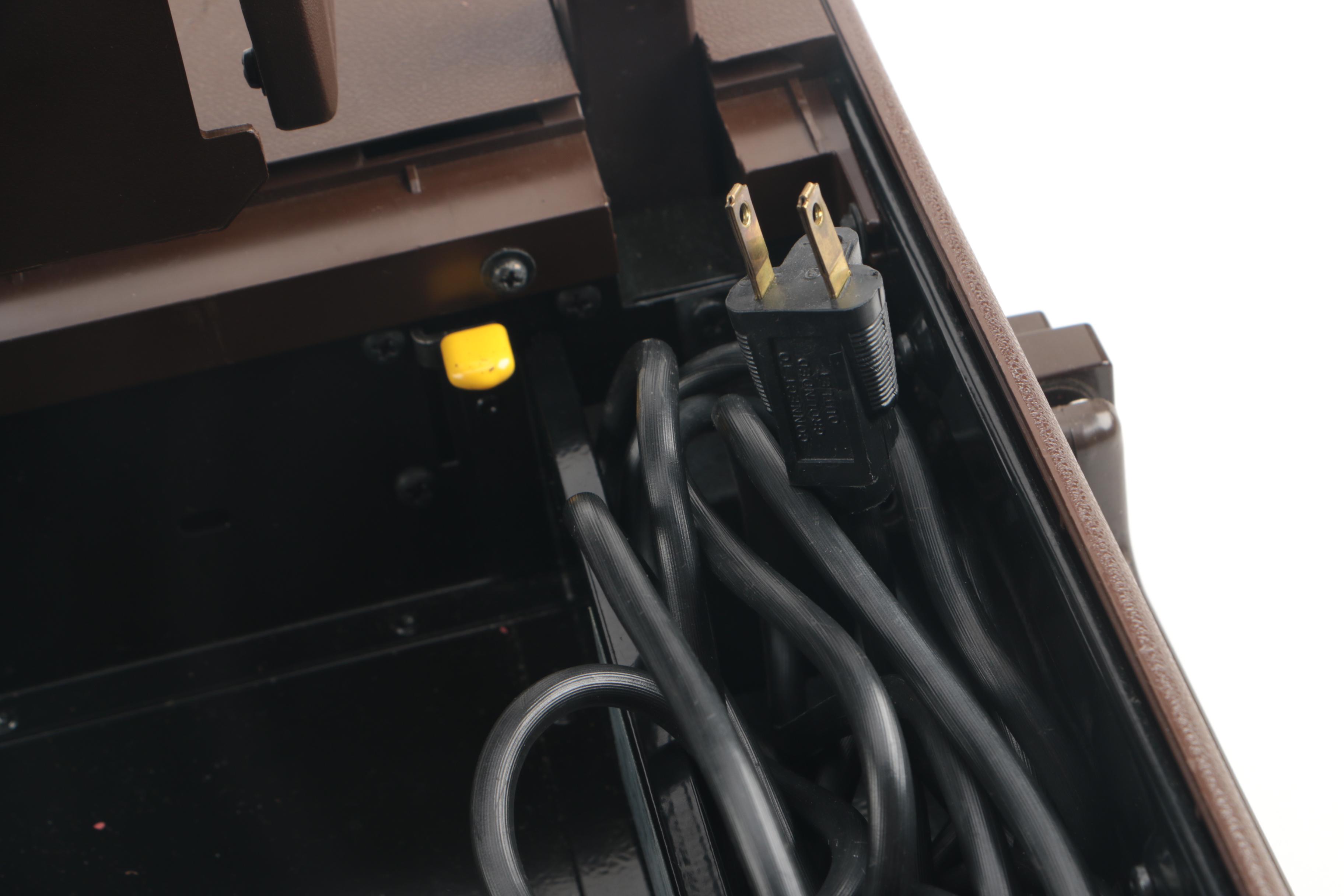 Vintage Portable Overhead Projector by 3M