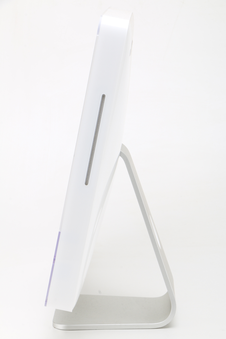 20" iMac Desktop in White