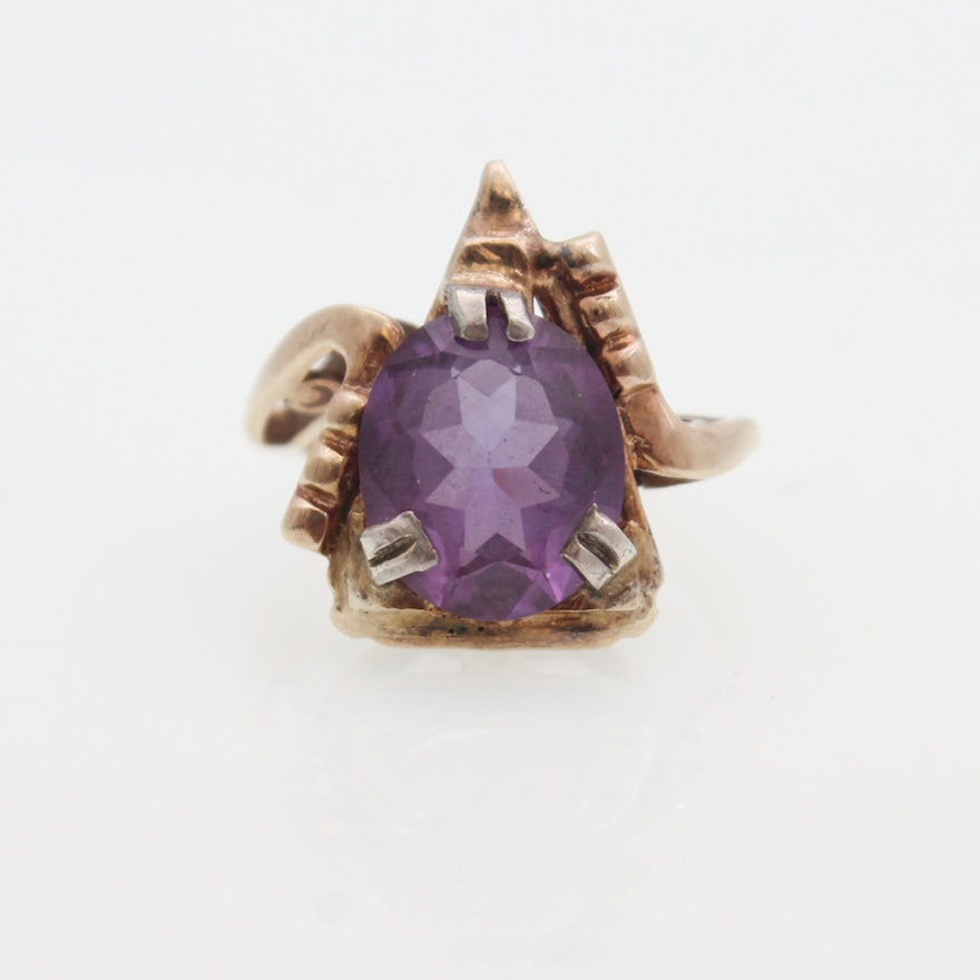10K Yellow Gold and Amethyst Ring