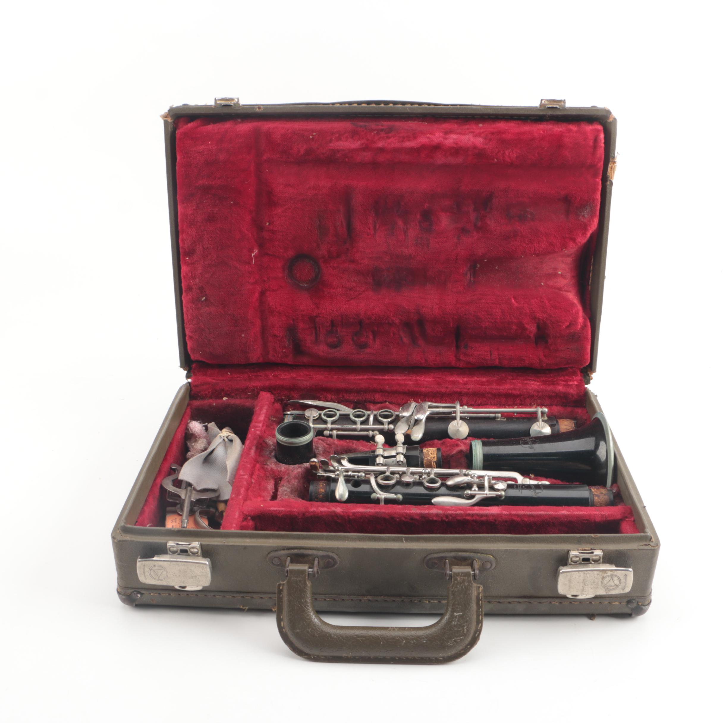 Vintage Normandy Reso-Tone Clarinet in Noblet Case