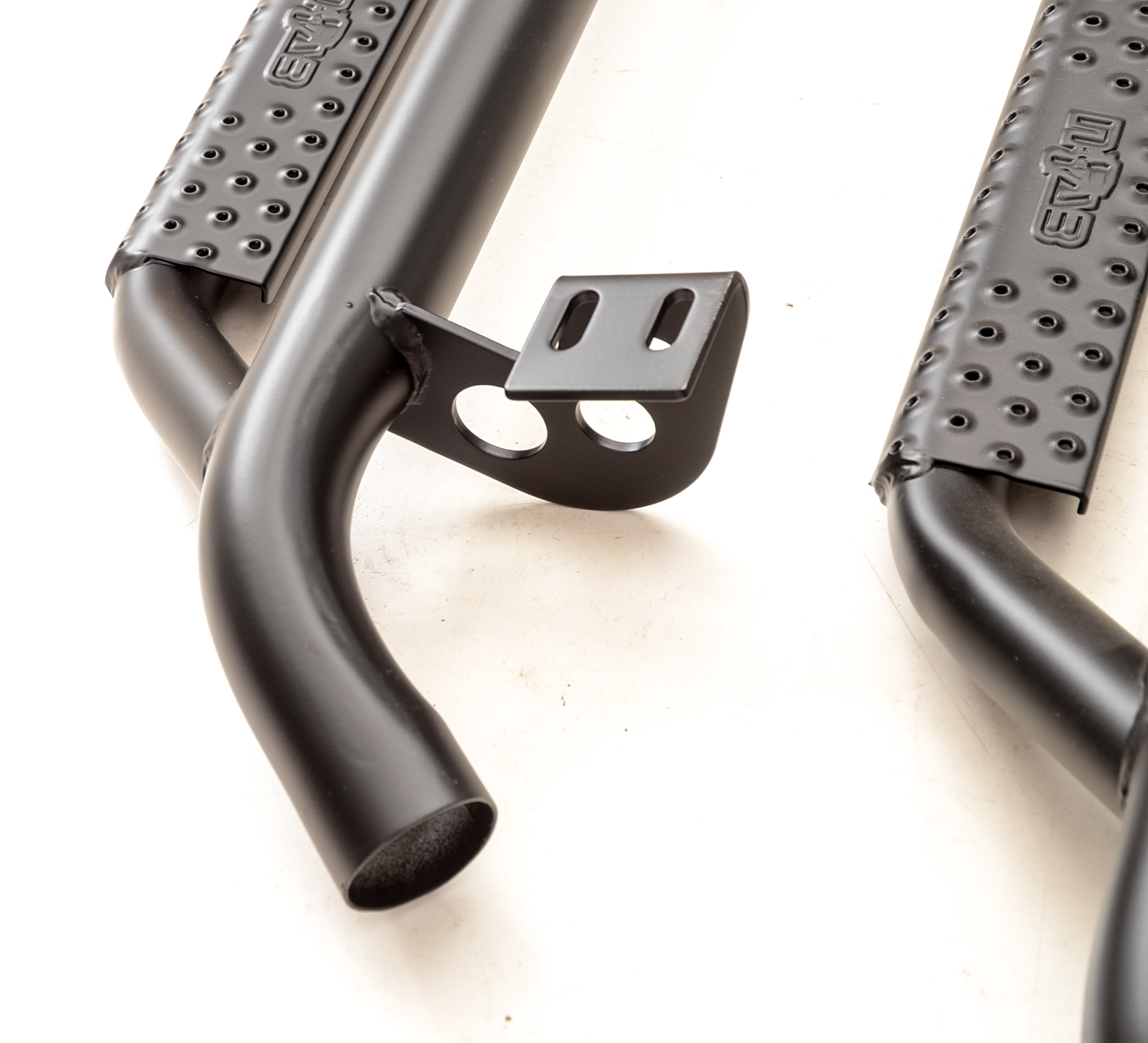 N-Fab T0654-FJ Black Nerf Steps for Toyota FJ Cruiser