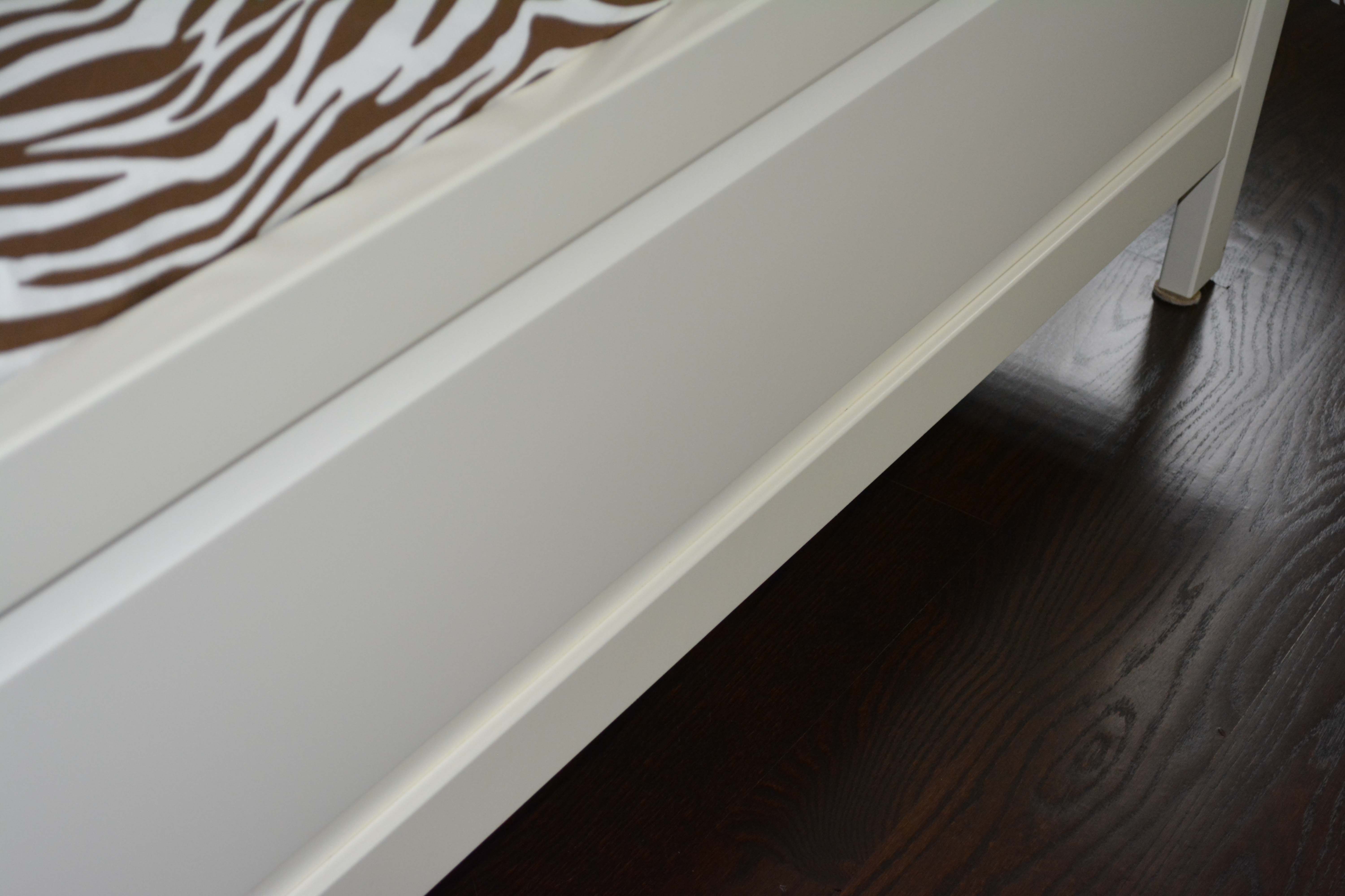 Contemporary White Queen Size Bed Frame