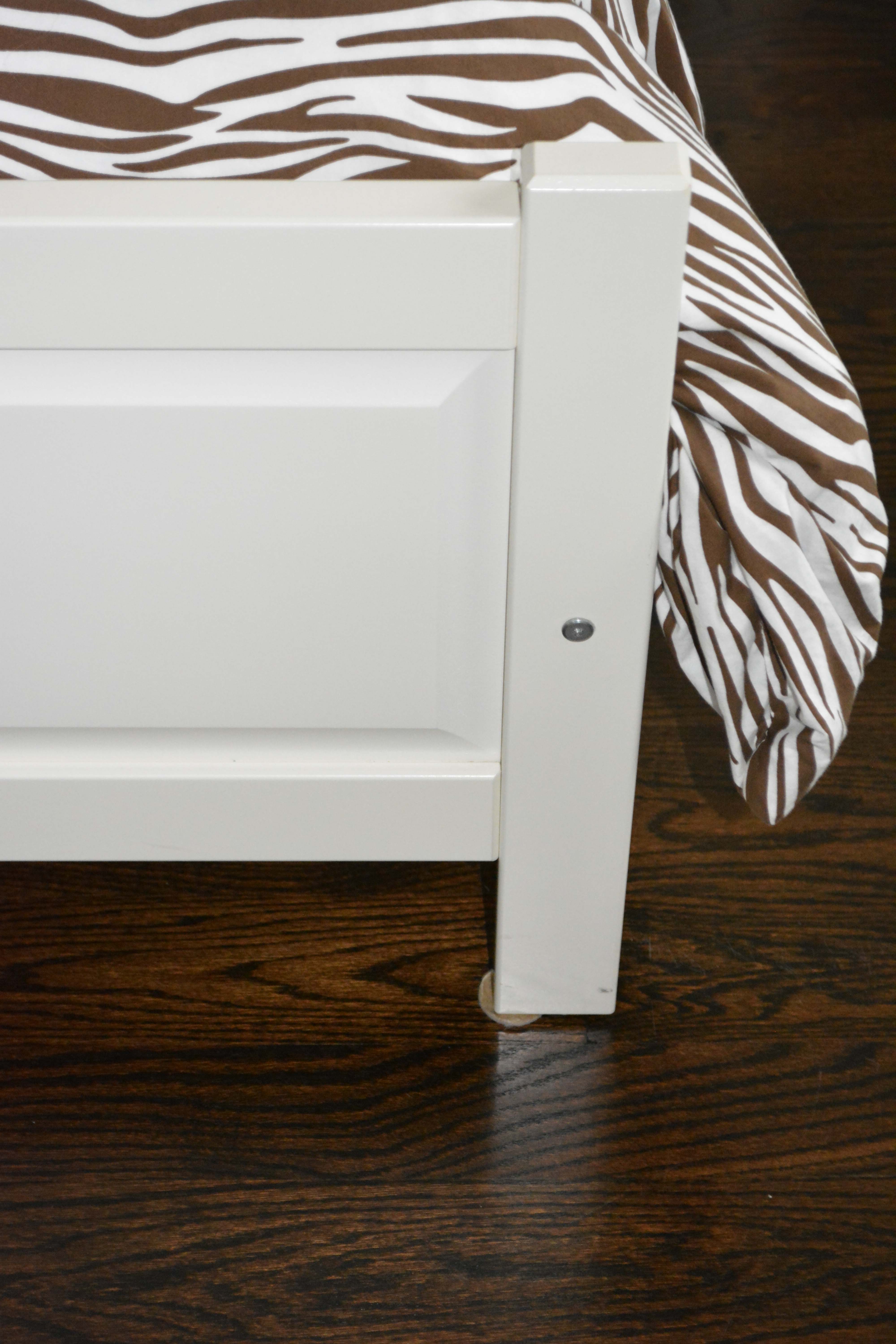 Contemporary White Queen Size Bed Frame