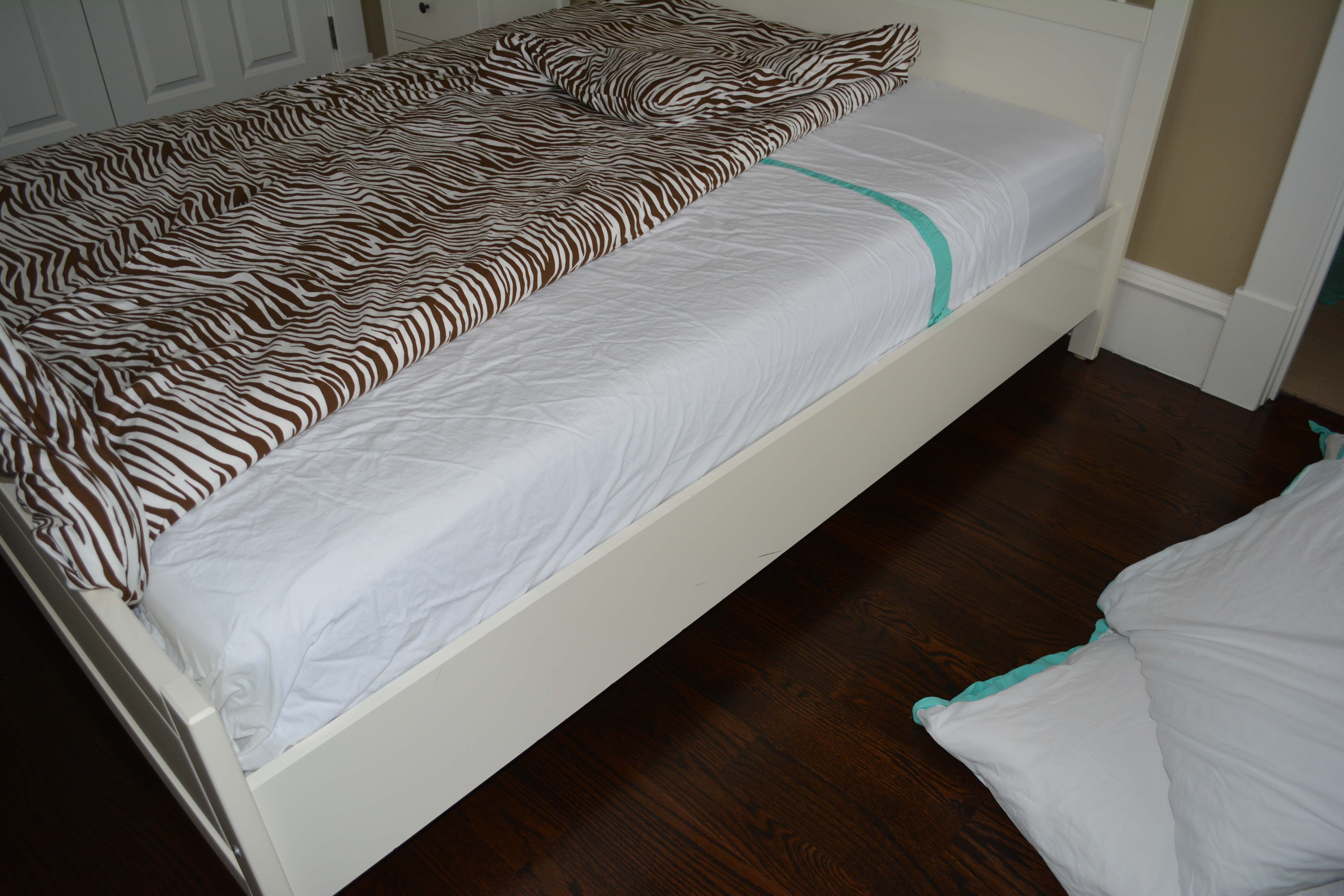 Contemporary White Queen Size Bed Frame