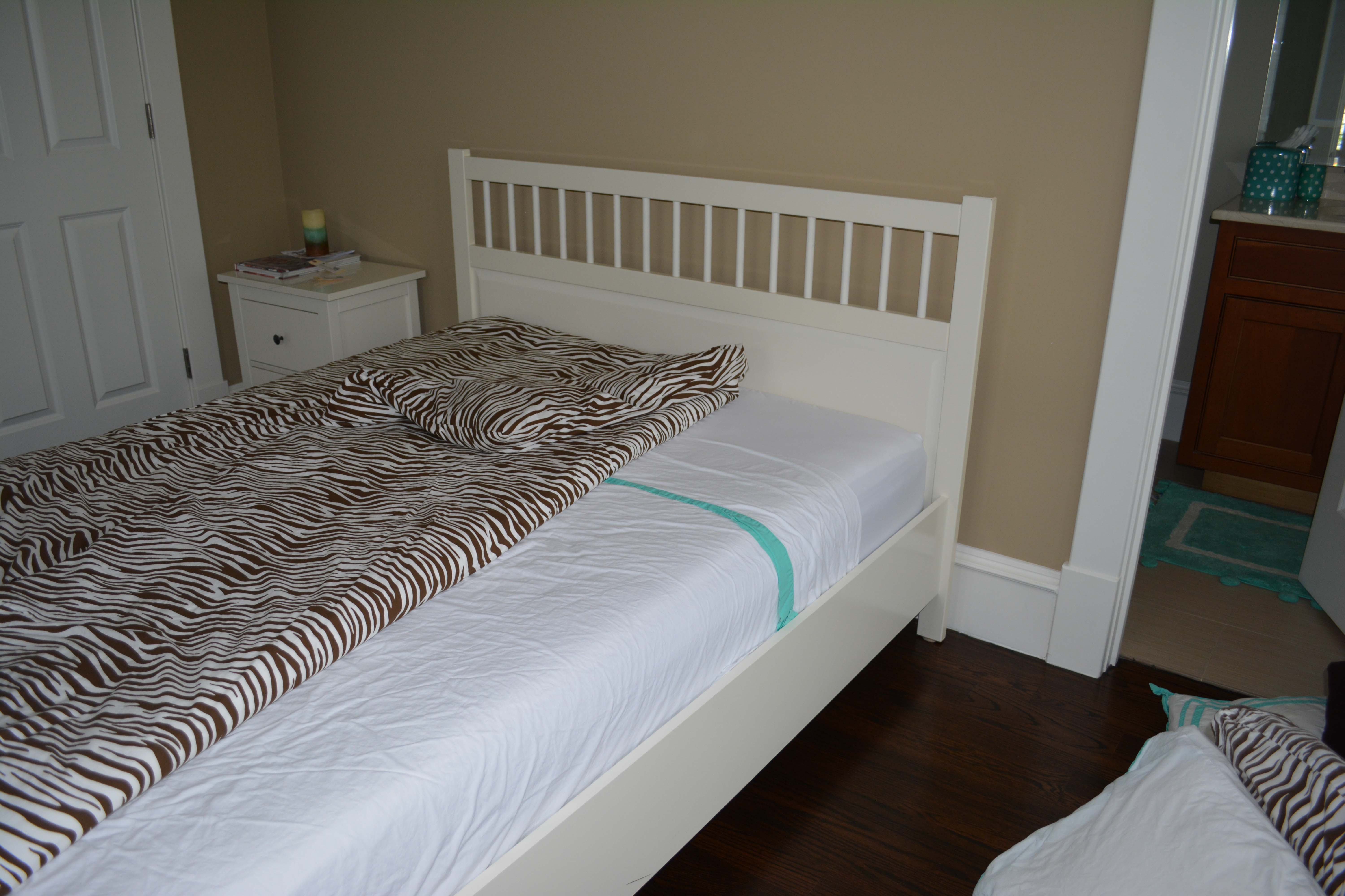 Contemporary White Queen Size Bed Frame