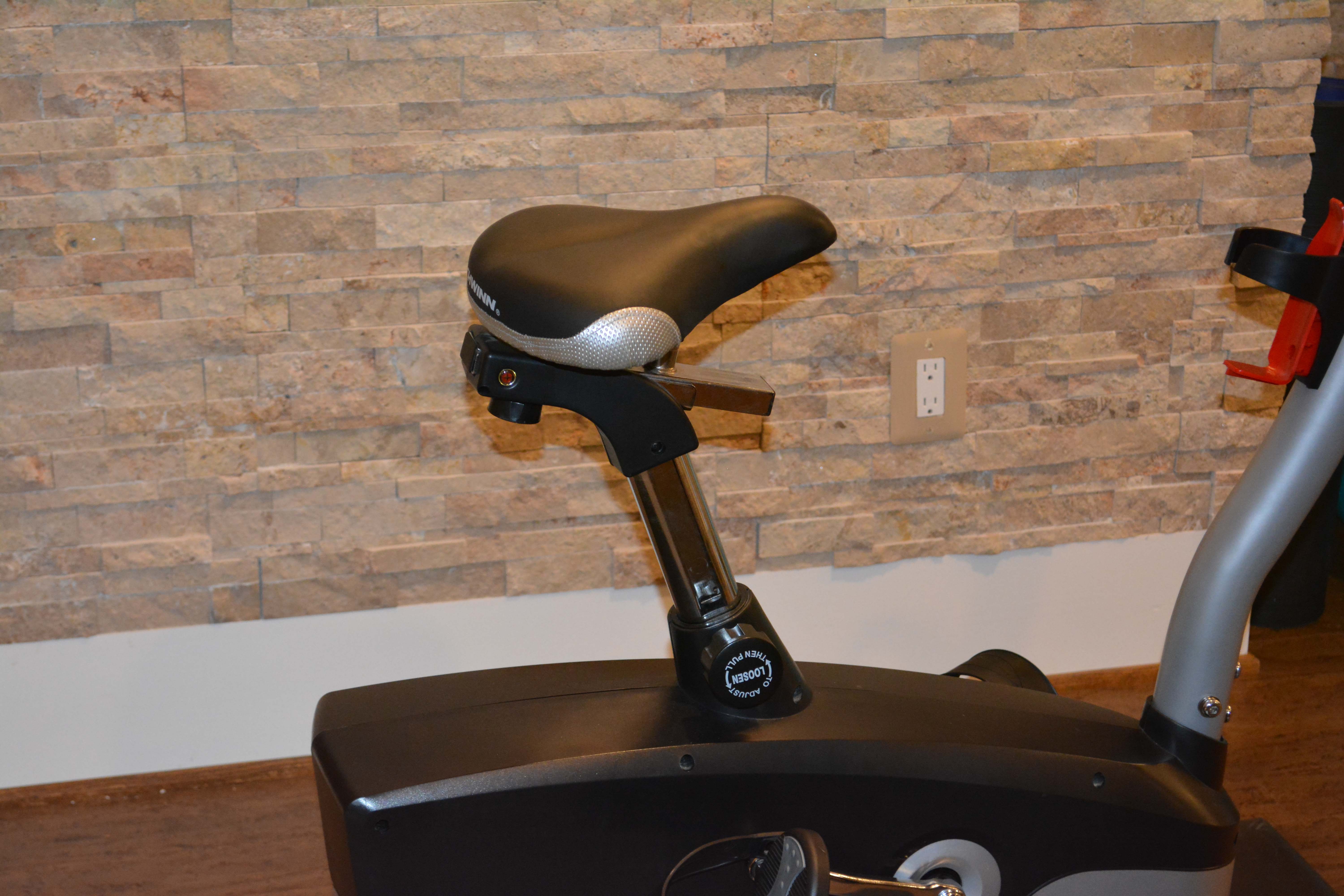 Schwinn 126 Upright Exercise Bike