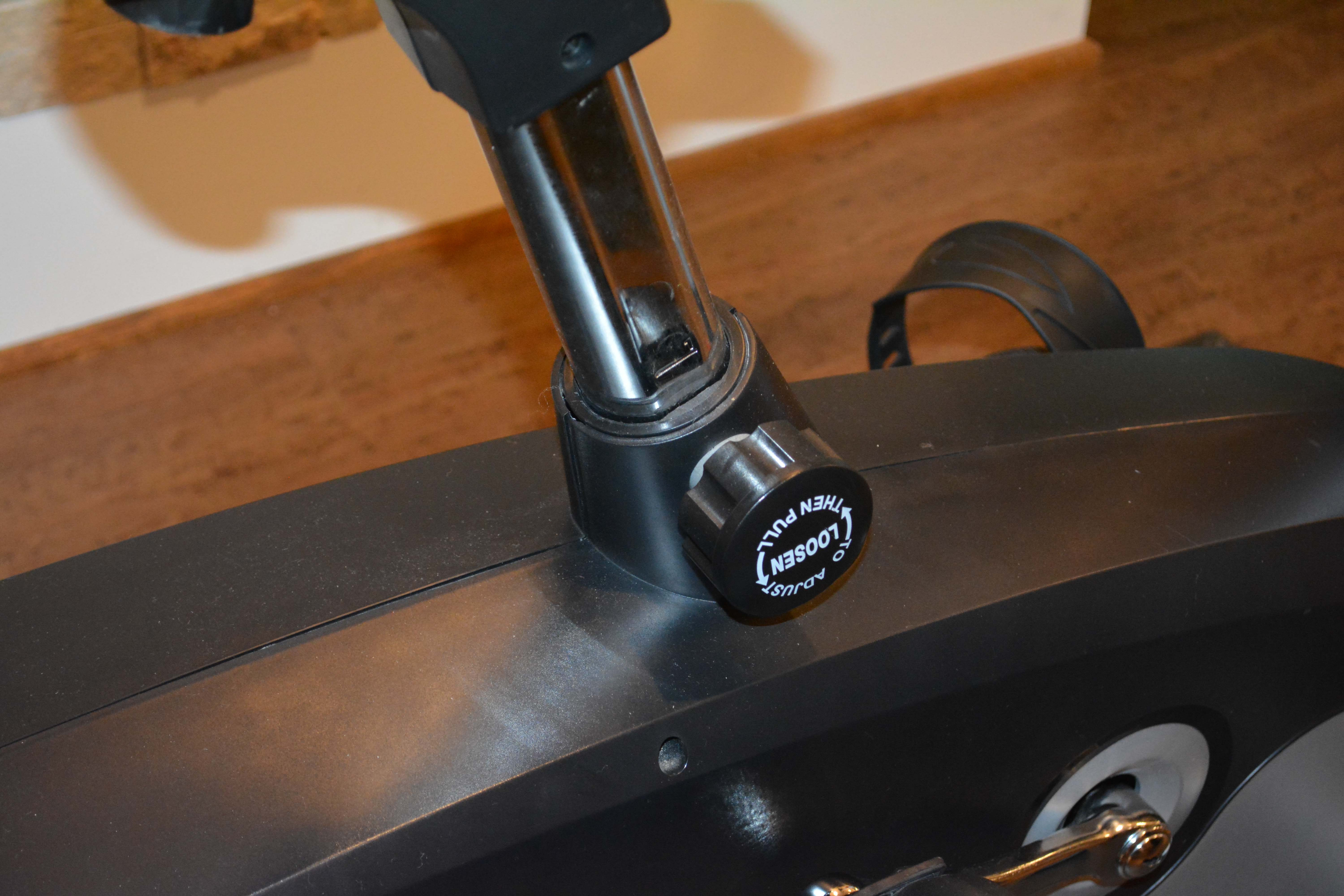 Schwinn 126 Upright Exercise Bike