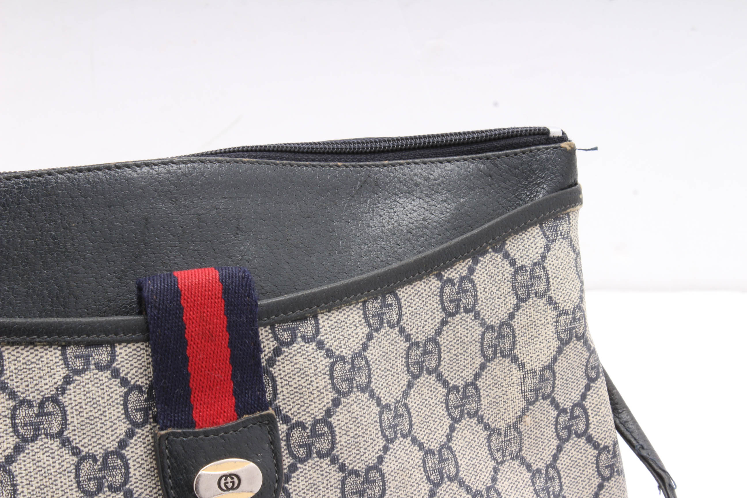 Vintage Gucci Leather Shoulder Bag