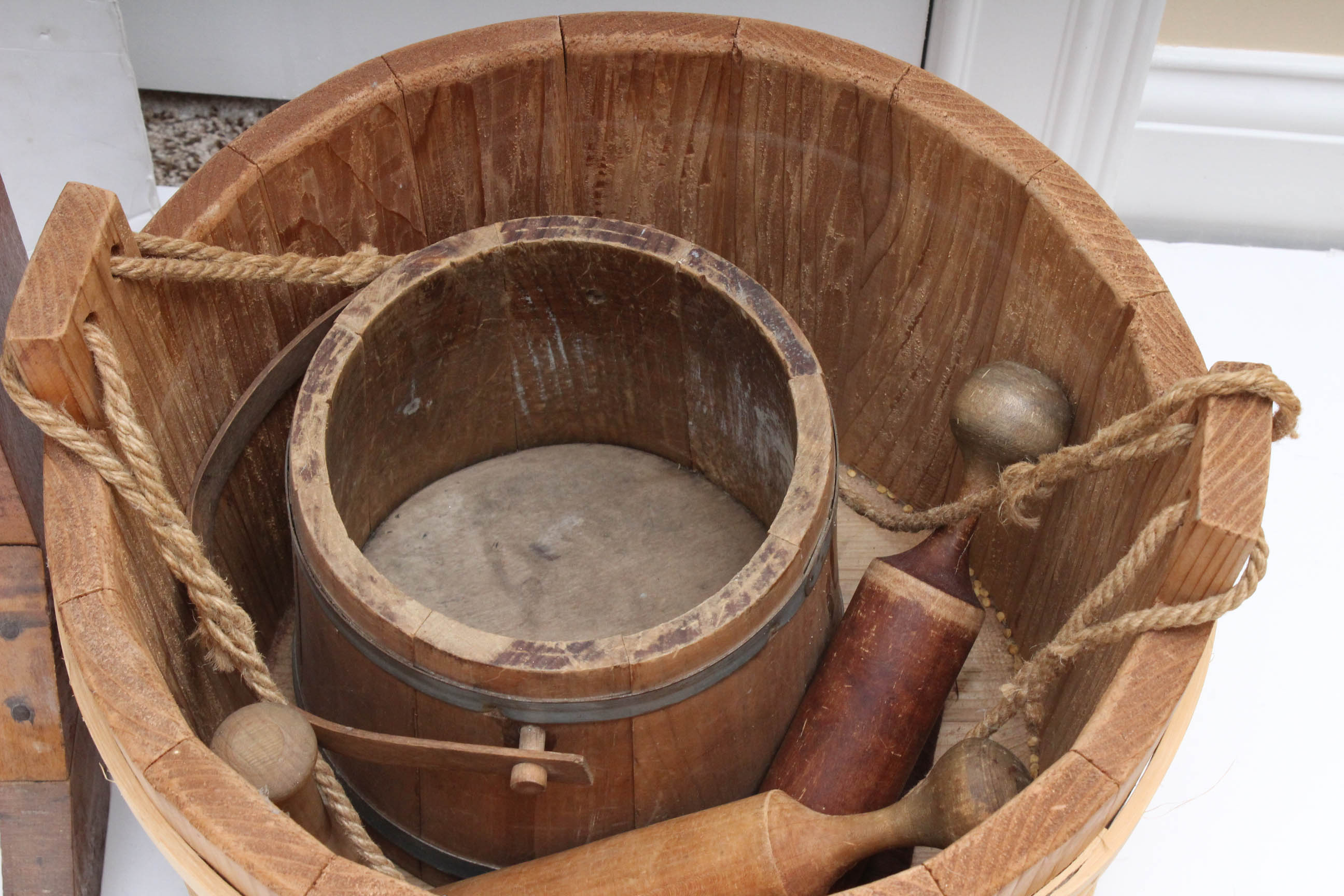 Antique and Vintage Laundry Equipment